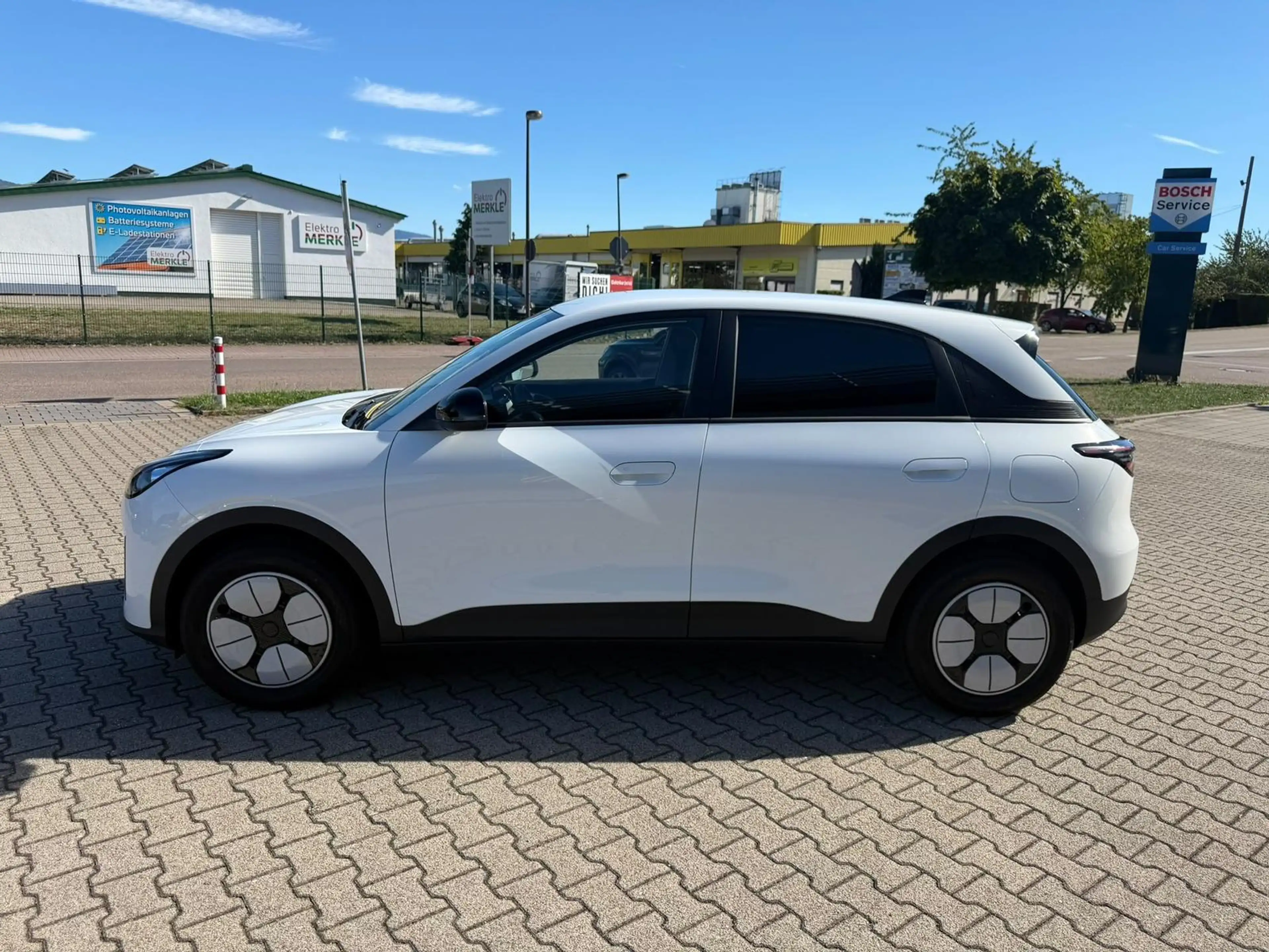 Geely Others 47,14 kwh MAX *LED*Kamera*ACC*Navi*PDC* — photo 4