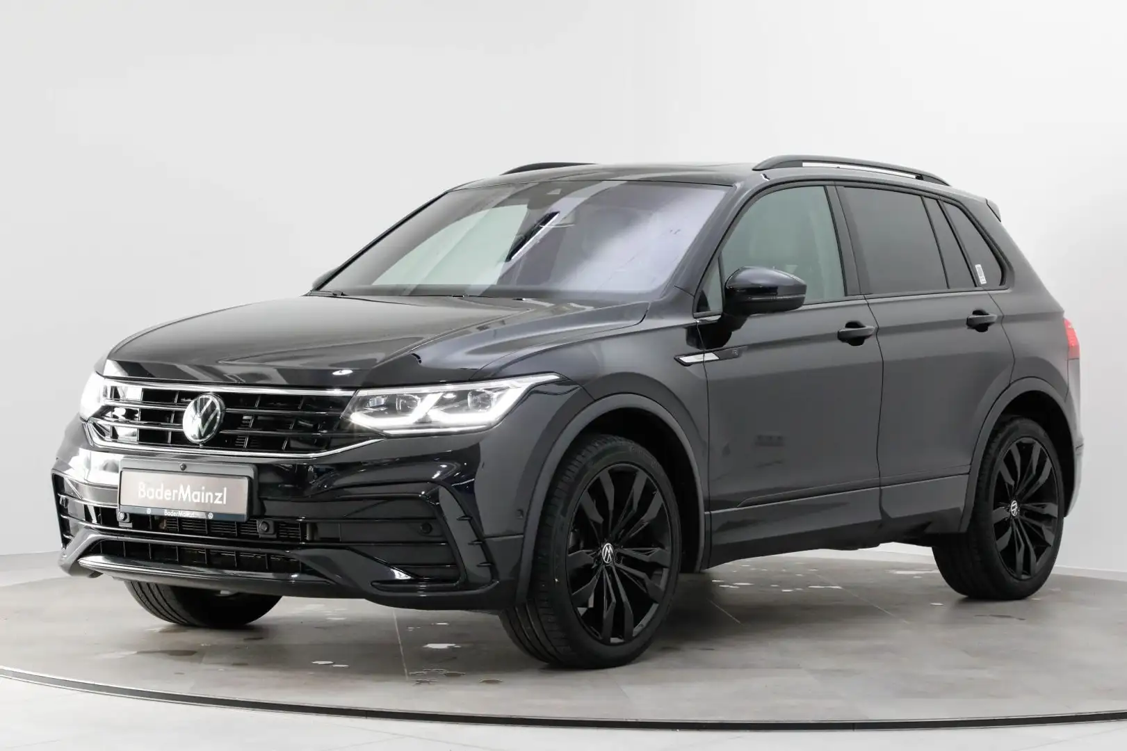 Volkswagen Tiguan R-Line Schwarz - 2