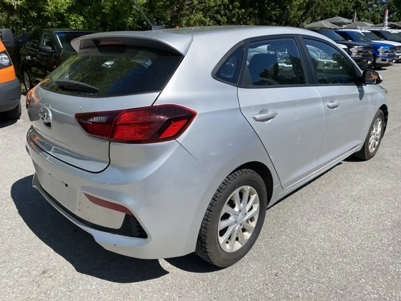 Hyundai ACCENT снимка Hyundai ACCENT