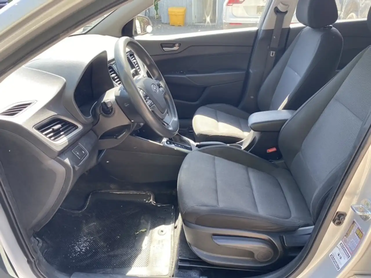 Hyundai ACCENT снимка Hyundai ACCENT