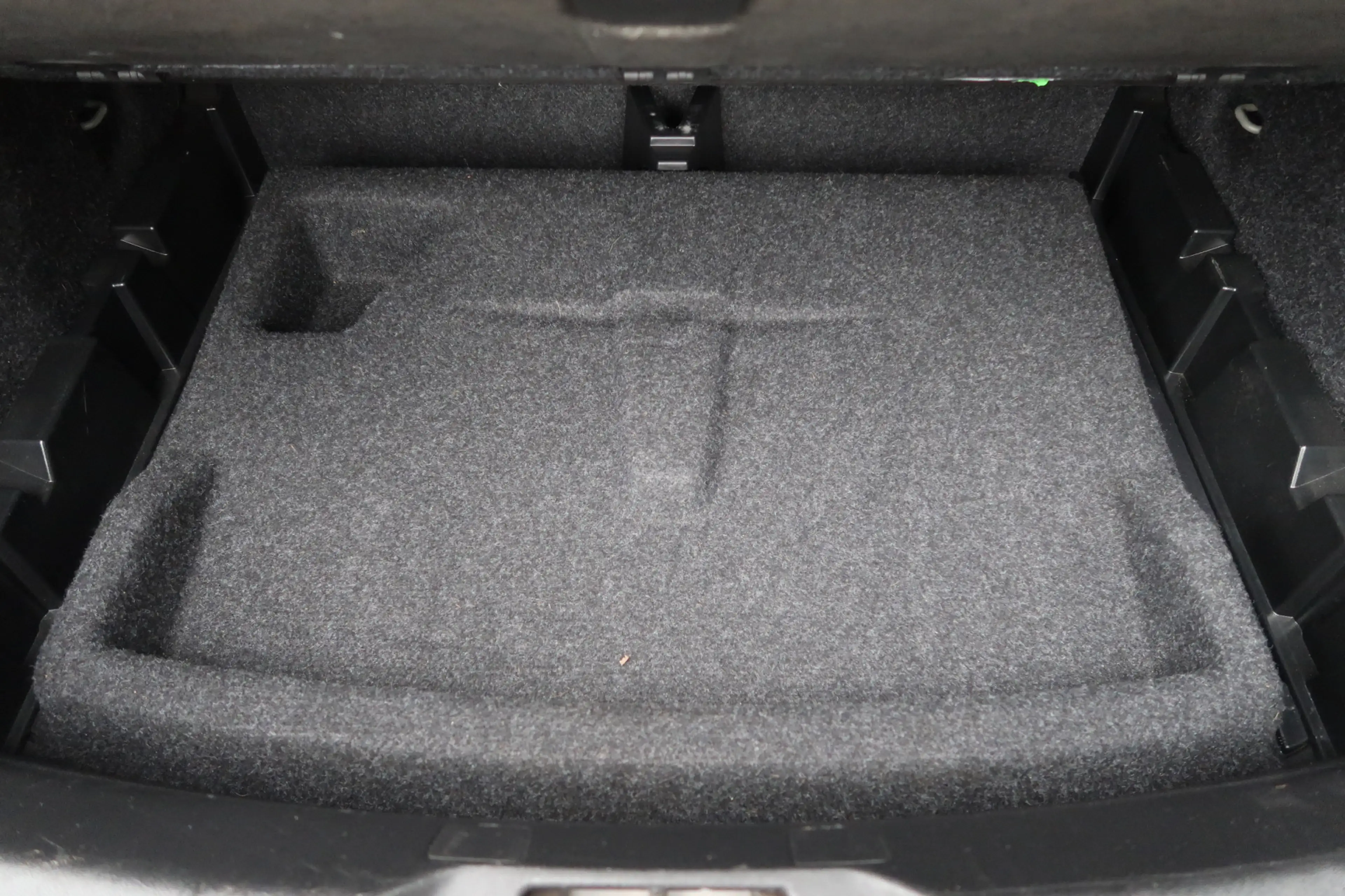 Volvo V40 Cross Country 1.5 T3 Polar+ Luxury Bij ons bedrijf in onderhoud — photo 11