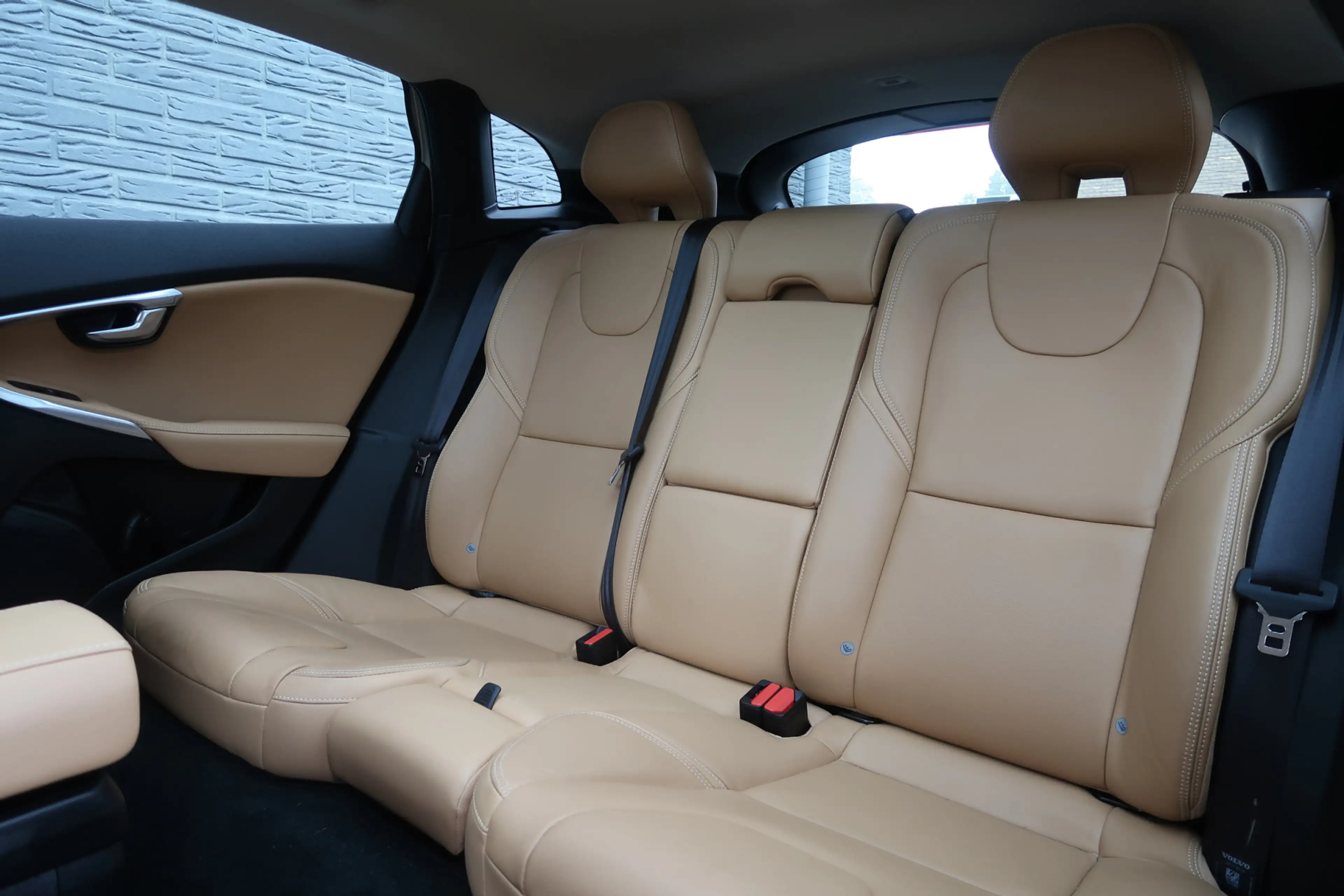 Volvo V40 Cross Country 1.5 T3 Polar+ Luxury Bij ons bedrijf in onderhoud — photo 26