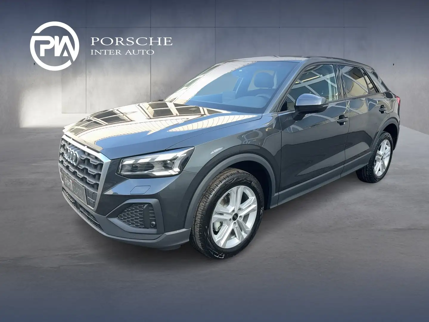 Audi Q2 35 TFSI Grau - 1
