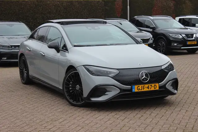 Mercedes-Benz EQE 350 AMG Line 89 kWh / SoH 95,7% / Panoramadak / Camera