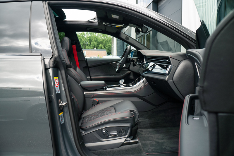 Audi Q8 60 TFSI e quattro Pro Line S Competition — photo 9
