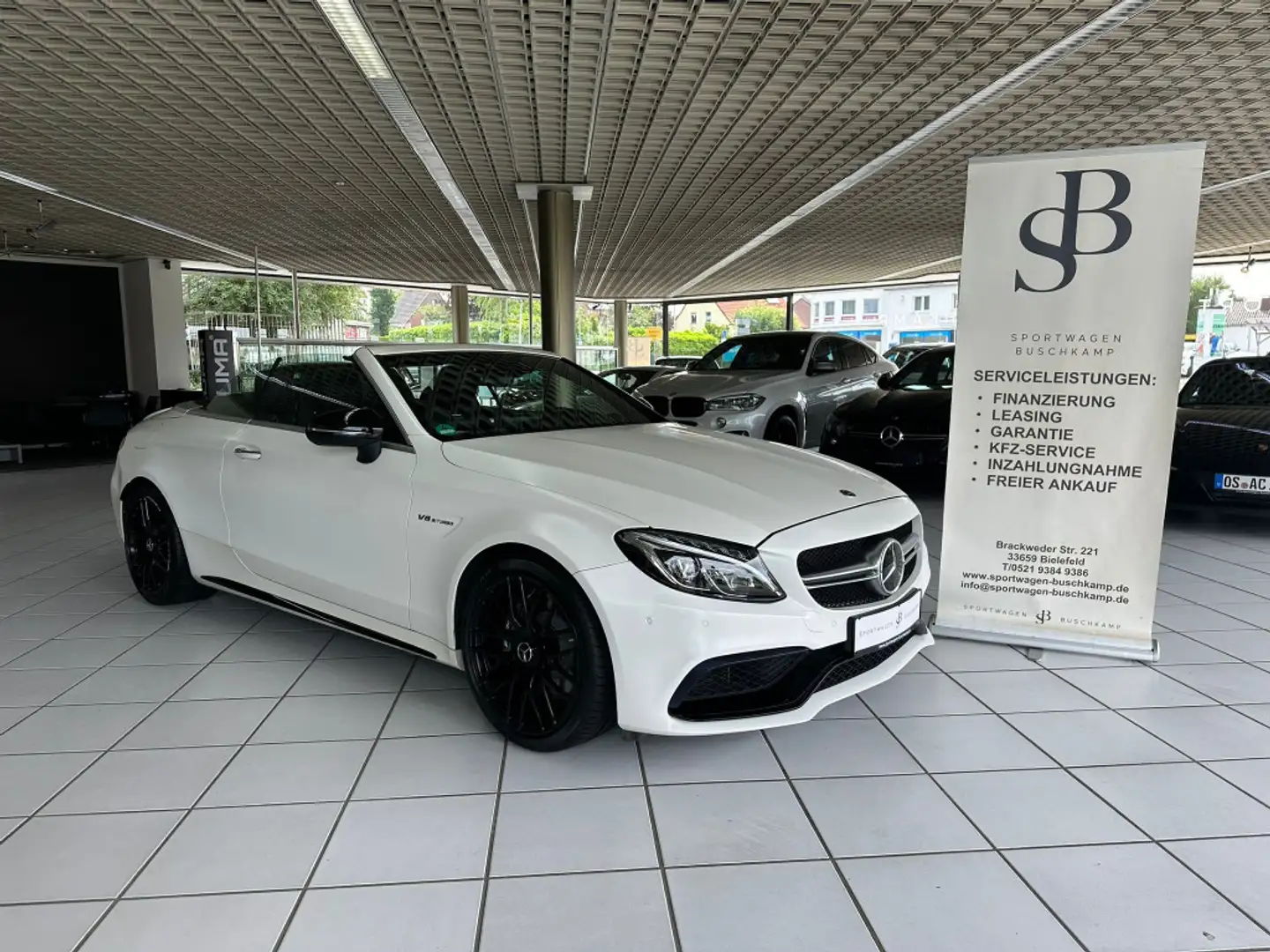 Mercedes-Benz C 63 AMG Cabrio DESIGNO HUD MEM BURM KAM DISTRO+ Weiß - 1