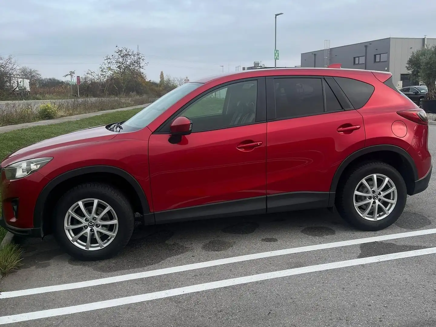 Mazda CX-5 2.2 SkyActive AWD Aut. Rot - 1