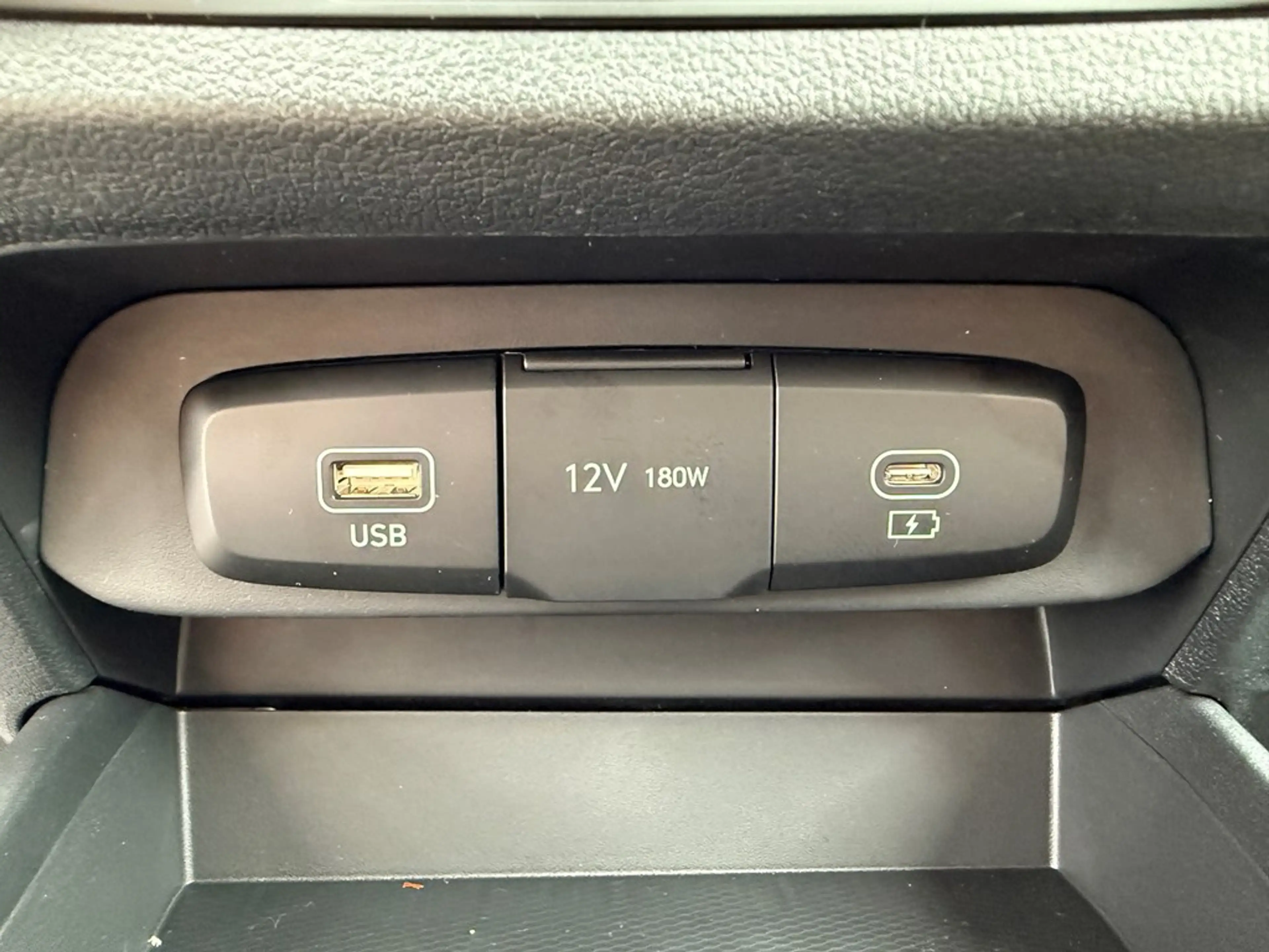 Hyundai i10 1.0i 5AMT - techno — photo 8