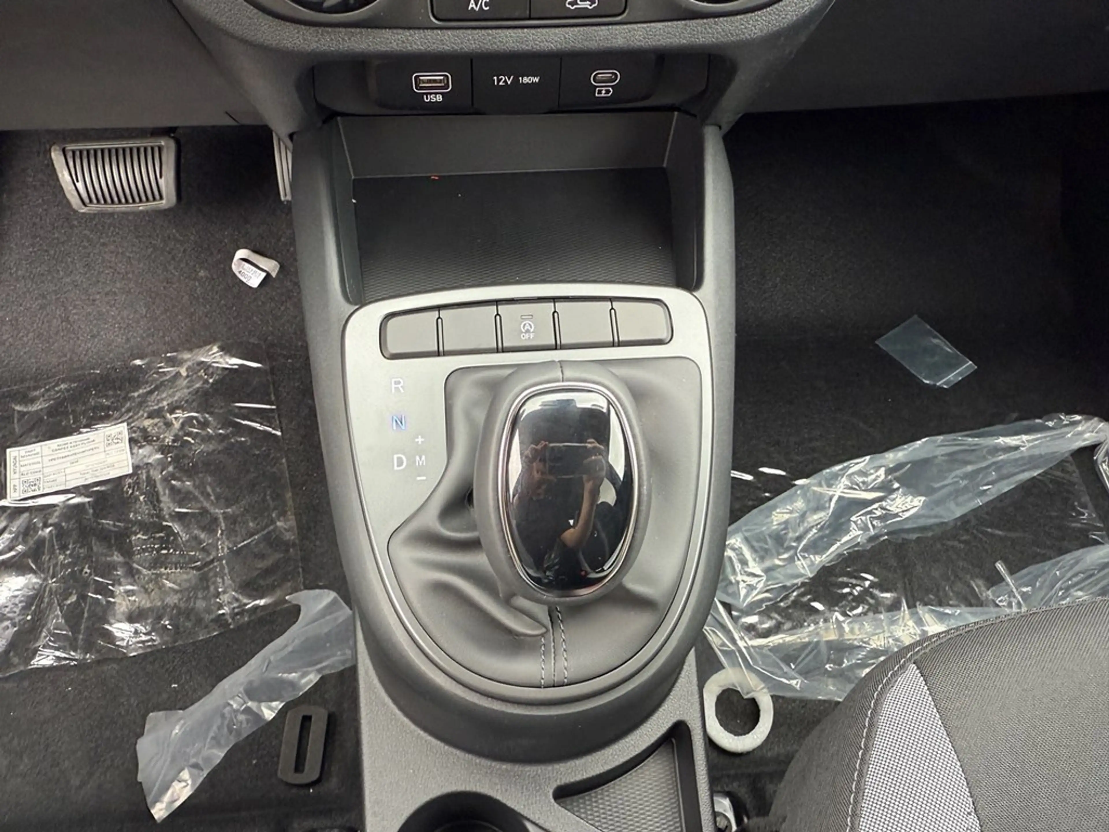 Hyundai i10 1.0i 5AMT - techno — photo 14