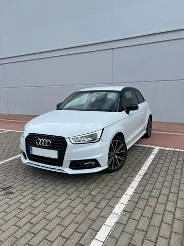 Audi A1 1.0 TFSI Adrenalin