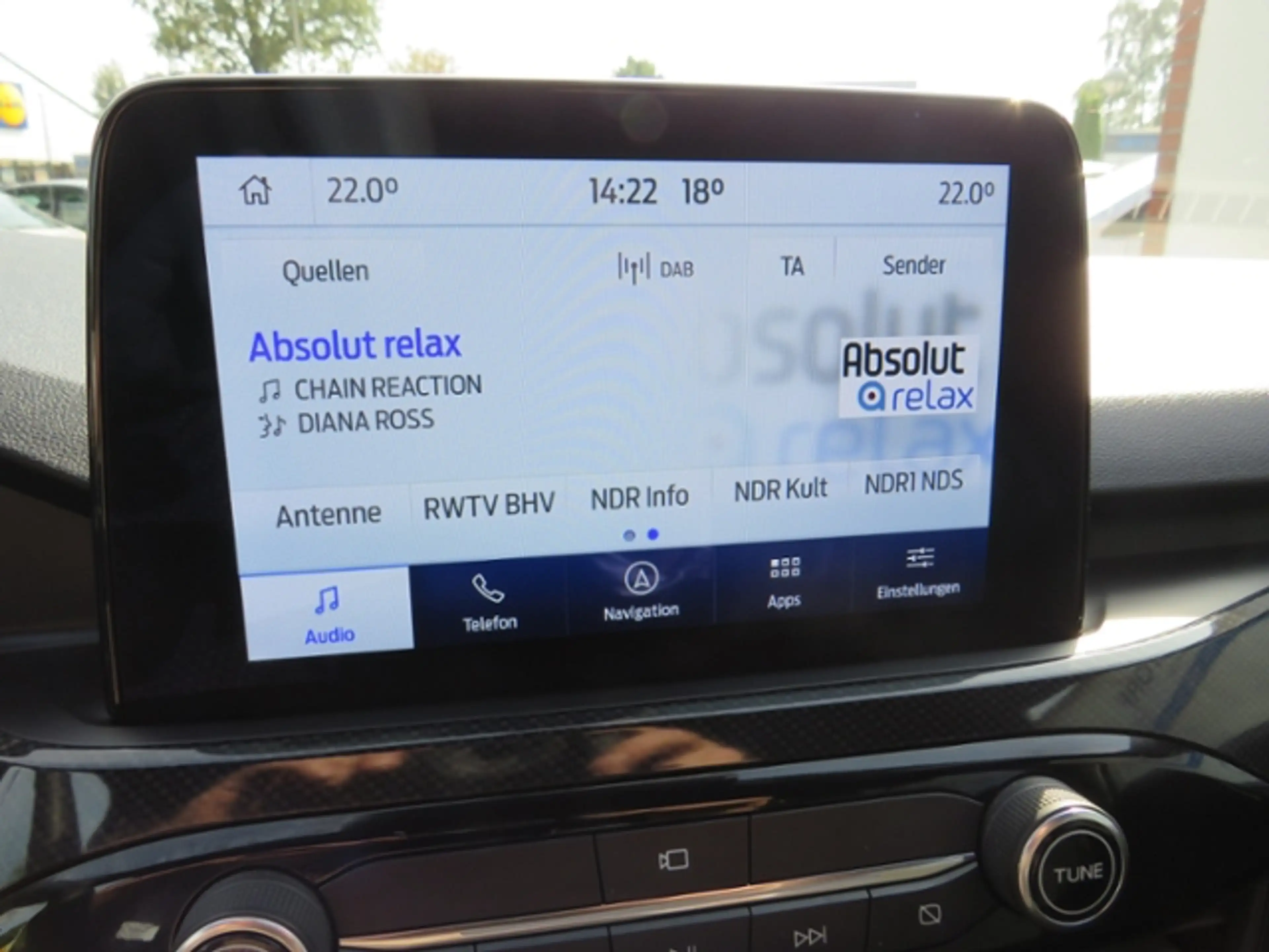 Ford Kuga Plug-In Hybrid ST-Line X Klima LED Navi Alu — photo 27