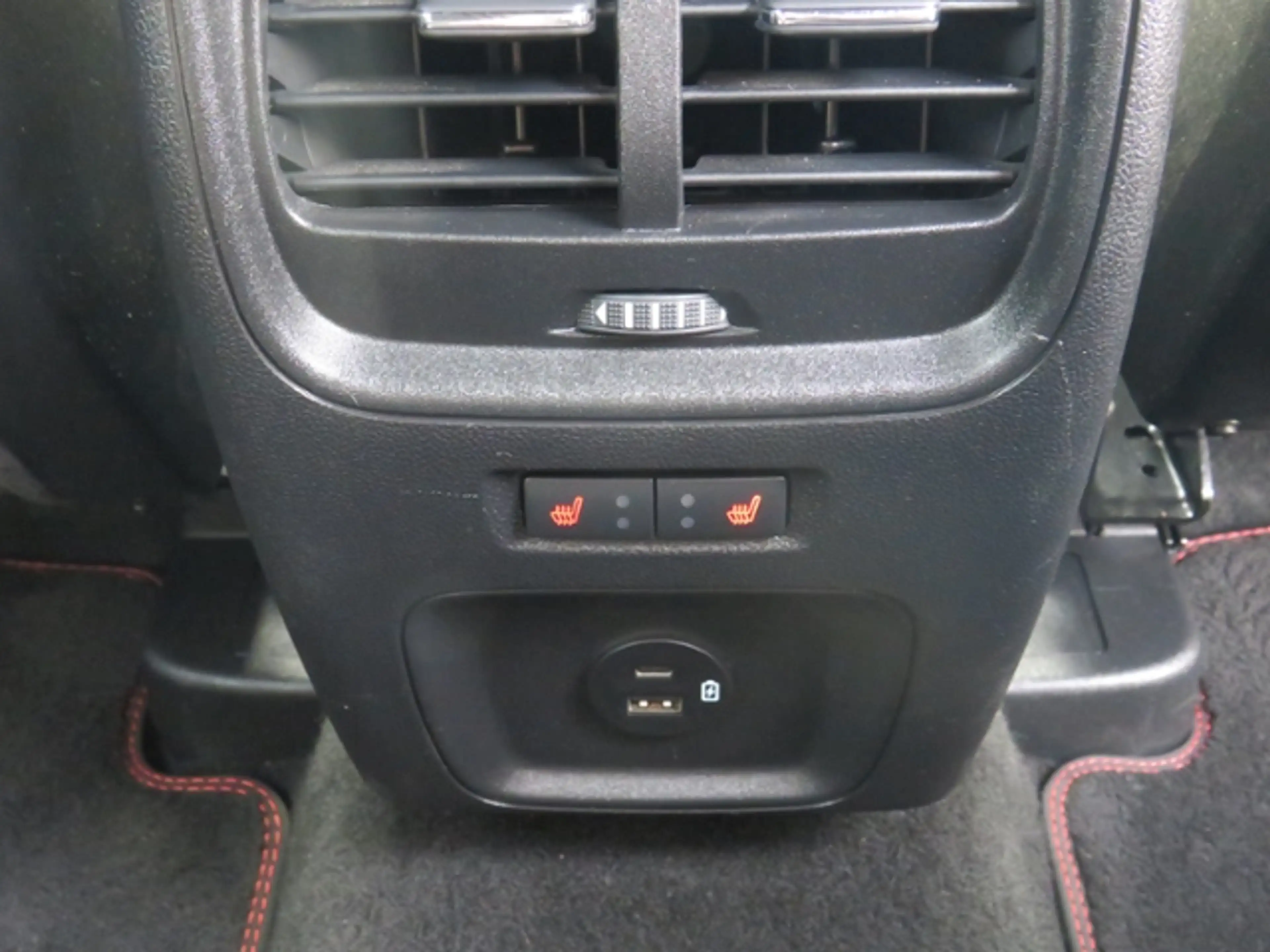 Ford Kuga Plug-In Hybrid ST-Line X Klima LED Navi Alu — photo 14