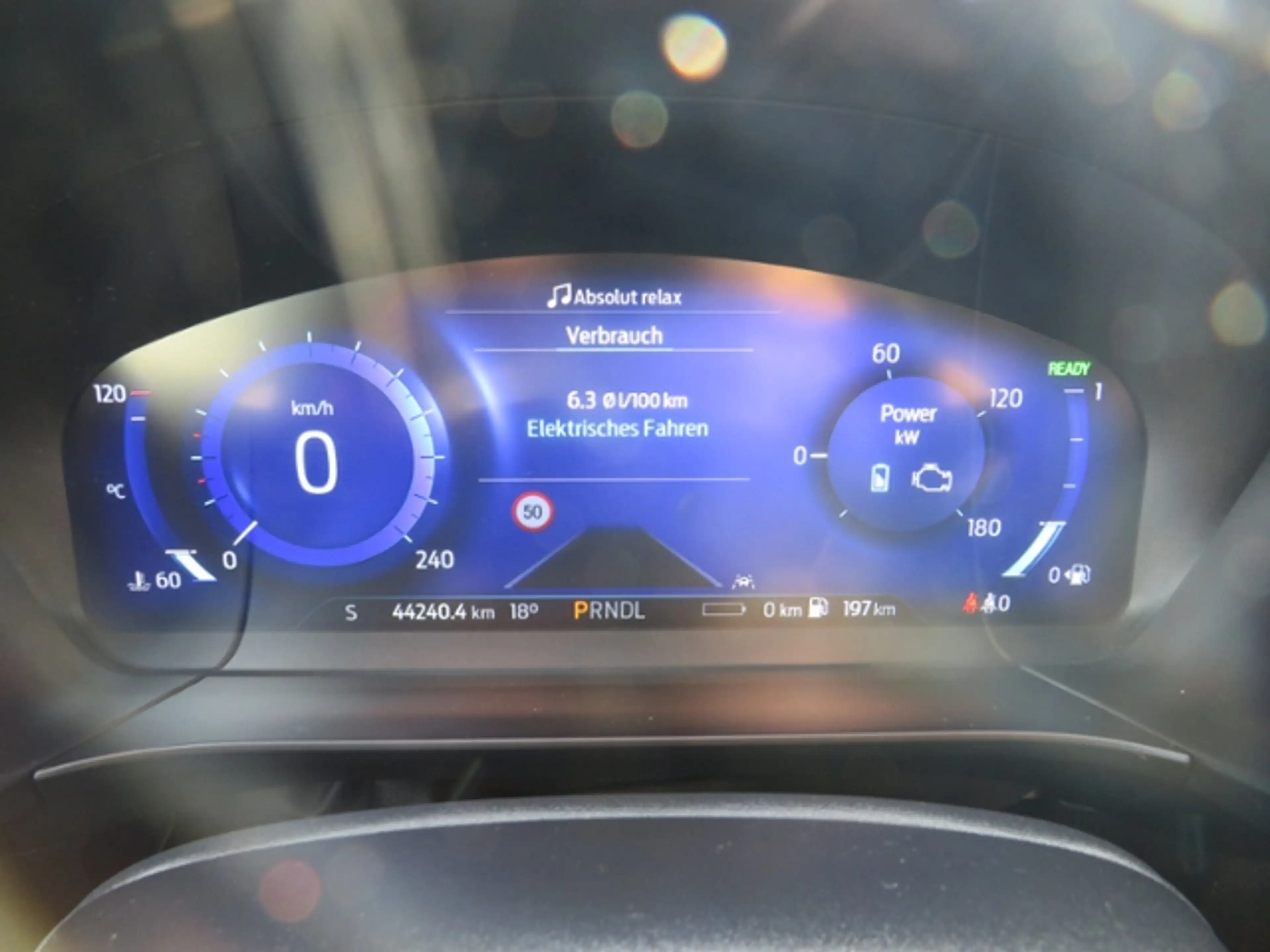 Ford Kuga Plug-In Hybrid ST-Line X Klima LED Navi Alu — photo 26