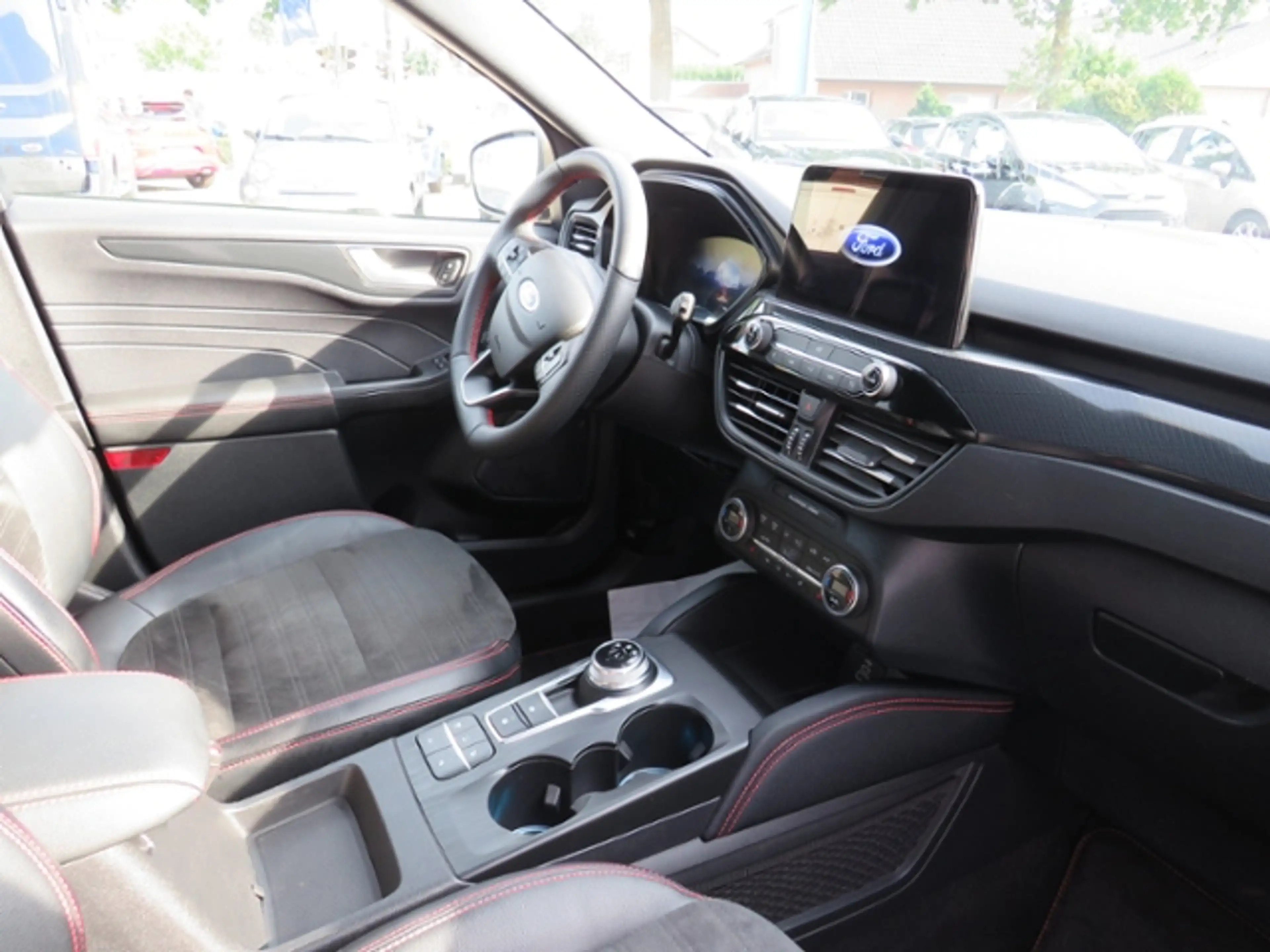 Ford Kuga Plug-In Hybrid ST-Line X Klima LED Navi Alu — photo 10