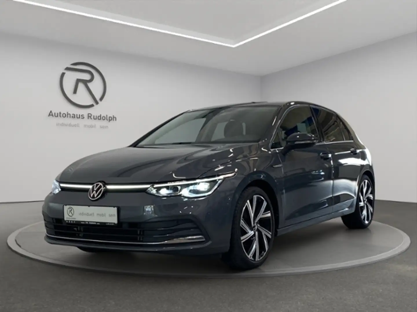 Volkswagen Golf VIII 2.0 TDI DSG Style / Navi LED Grau - 2
