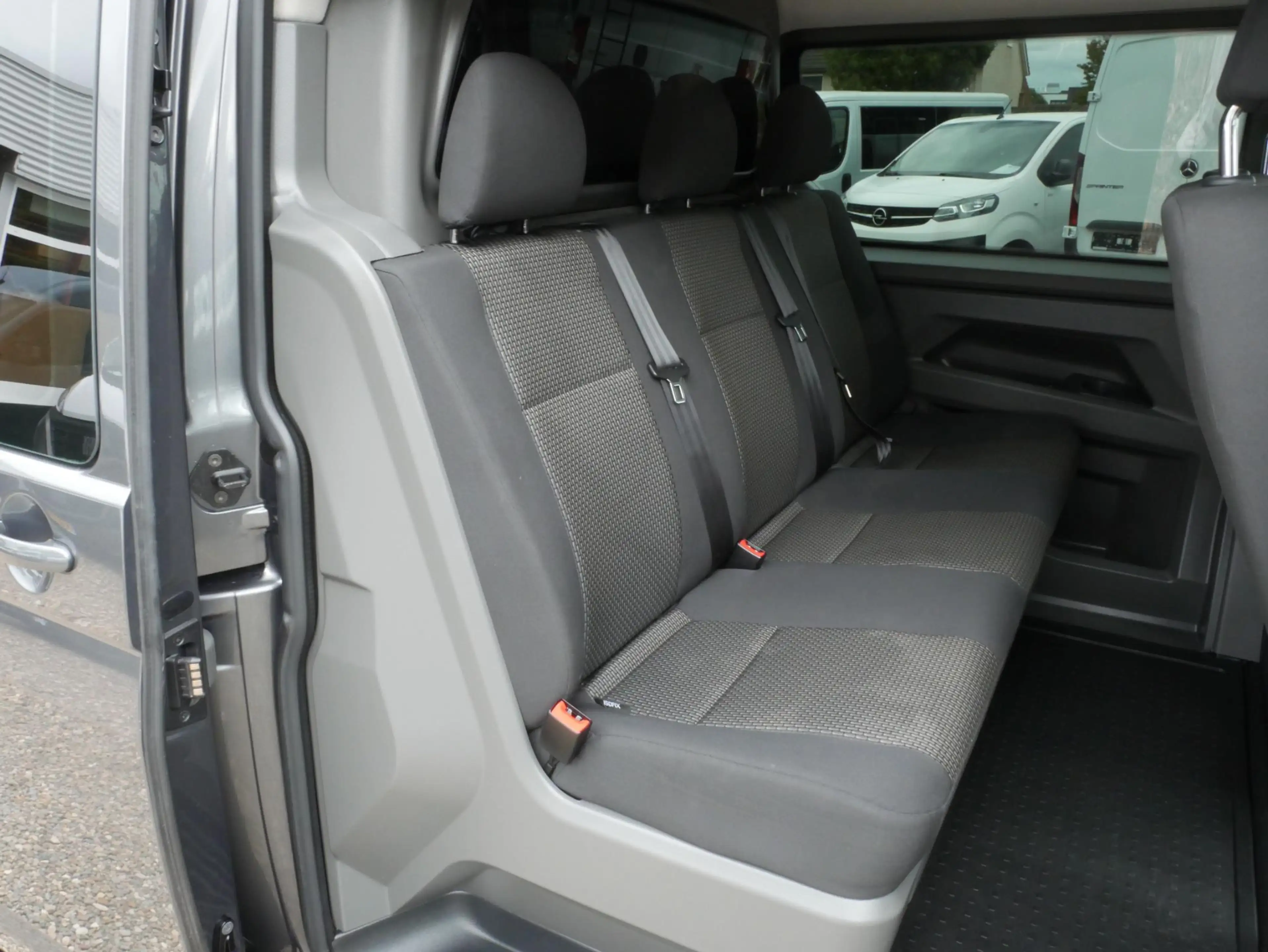 Volkswagen T6.1 Transporter 2.0 TDI 150PK L2 Dubbel Cabine Airco Cruise Haak — photo 13