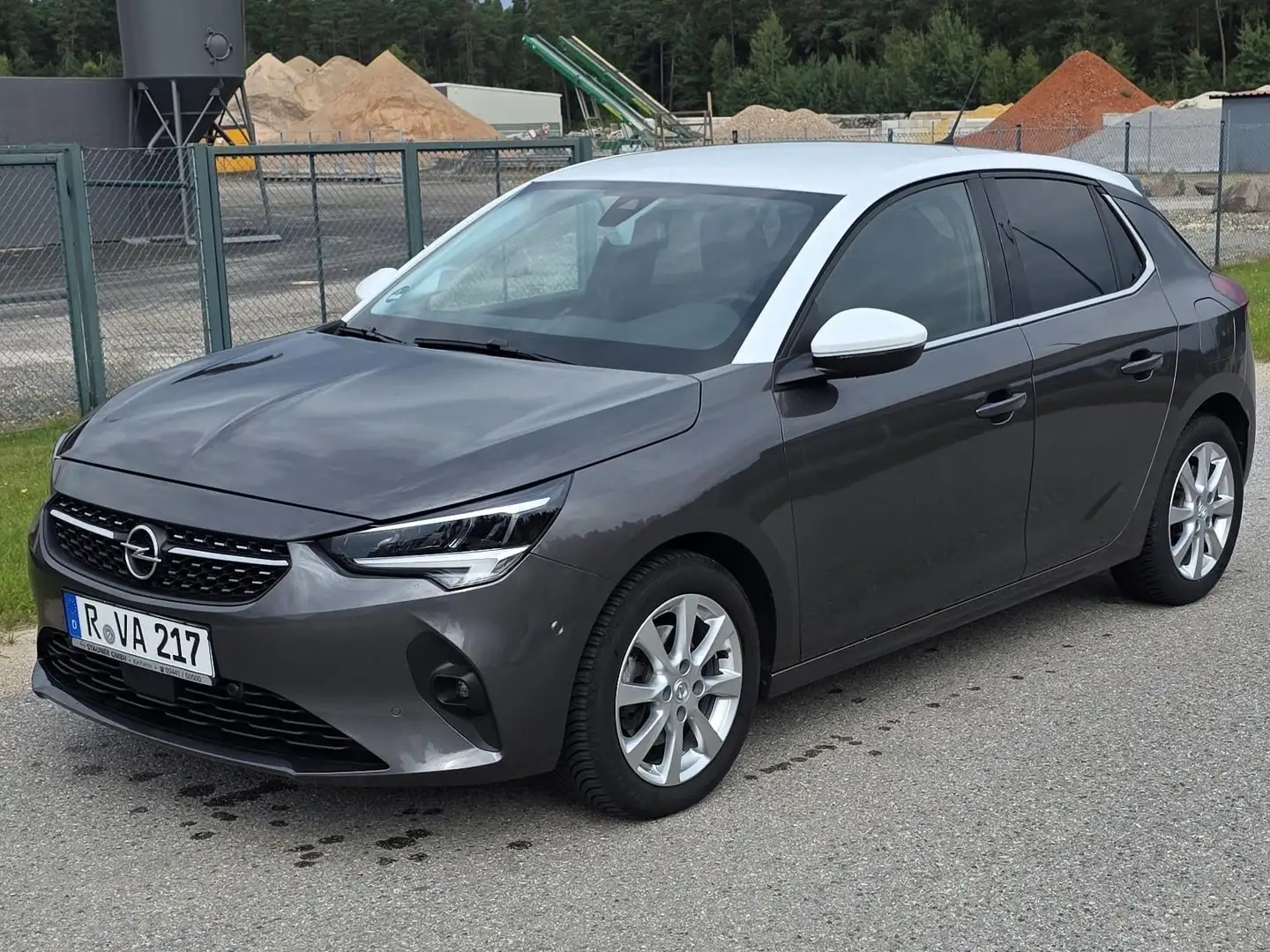 Opel Corsa Opel Corsa F 5-T Elegance Braun - 1