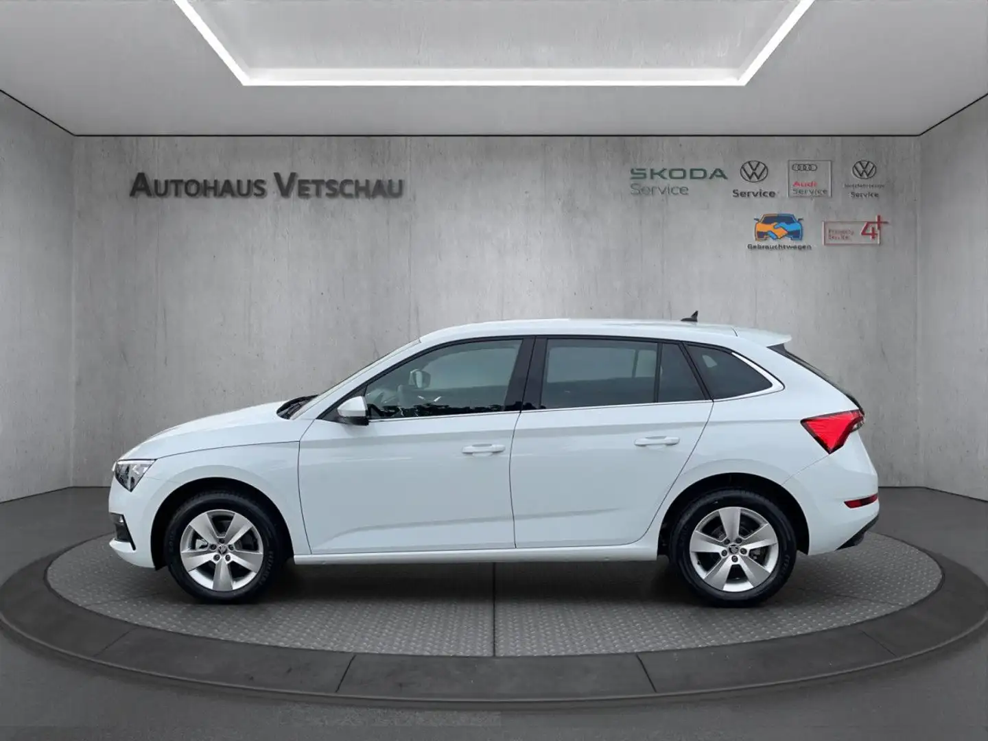 Skoda Scala Style 1.5 TSI OPF DSG/LED/PDC/RFK/SHZ Klima Weiß - 2