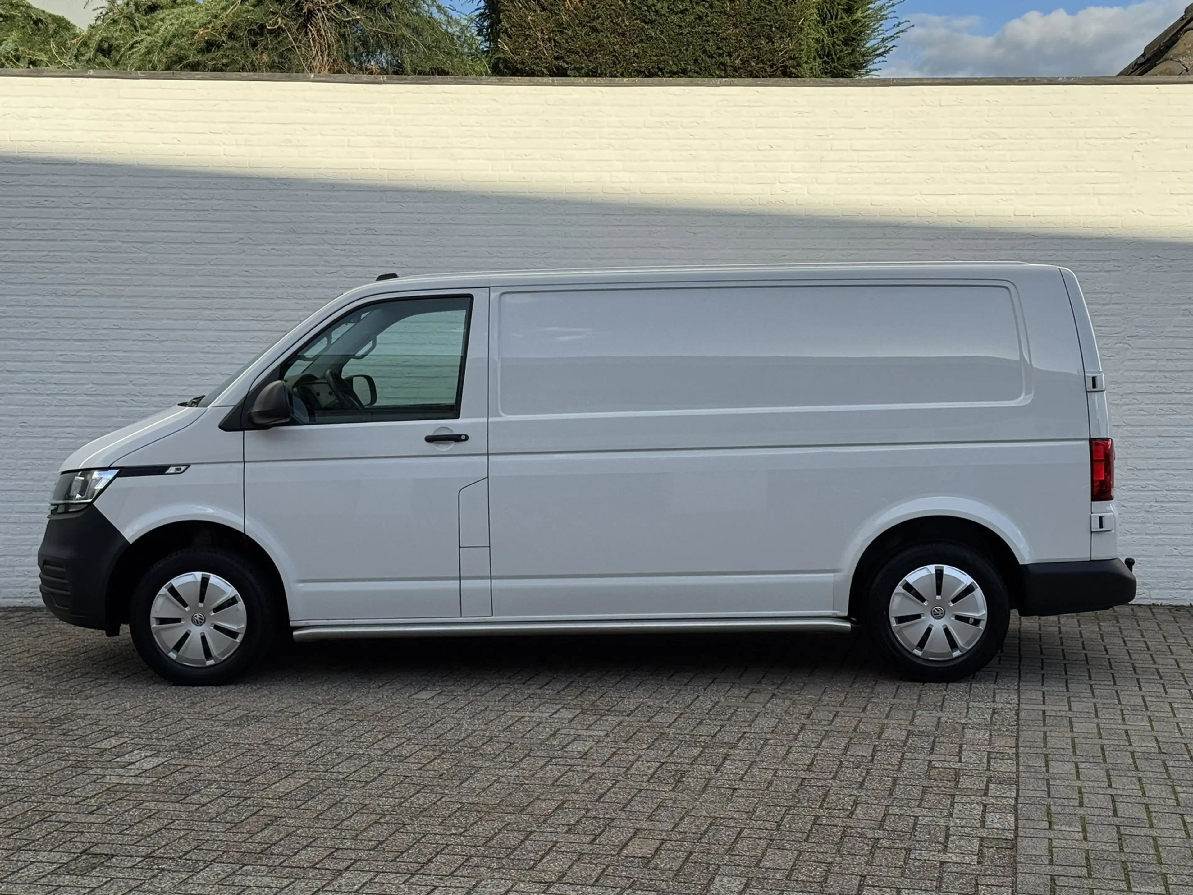 Volkswagen Transporter 2.0 TDI L2H3 28 Comfortline Carplay Cruise Navigat — photo 13