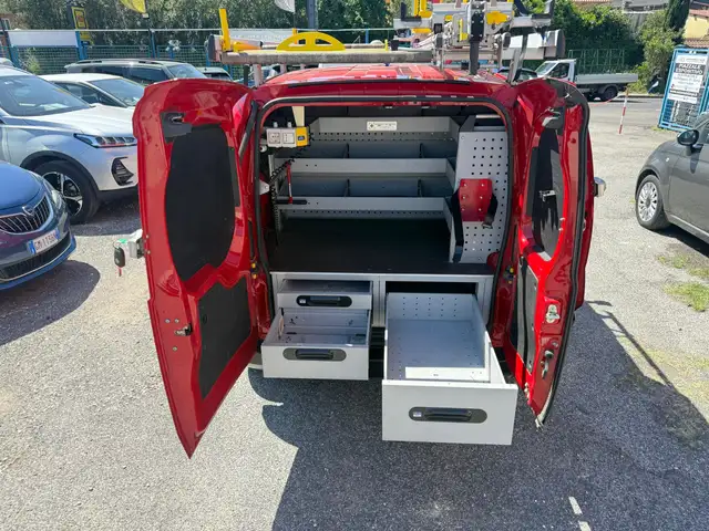 Fiat Fiorino view 12