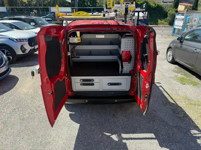 Fiat Fiorino view 11