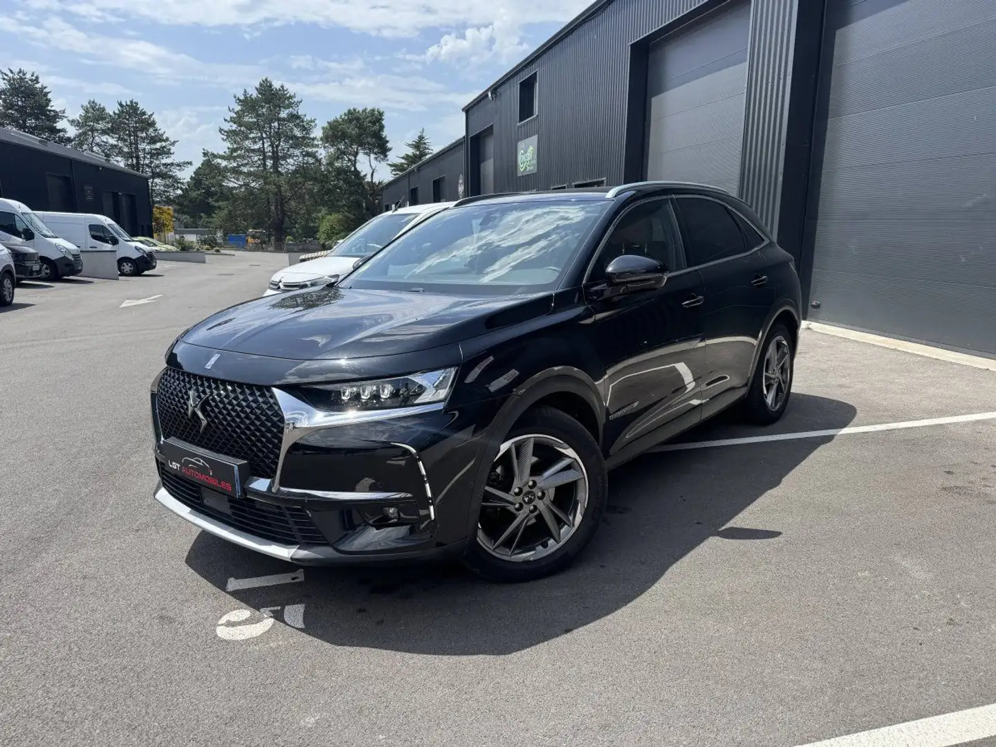 DS Automobiles DS 7 Crossback BlueHDi 180ch So Chic Automatique 113g - 1