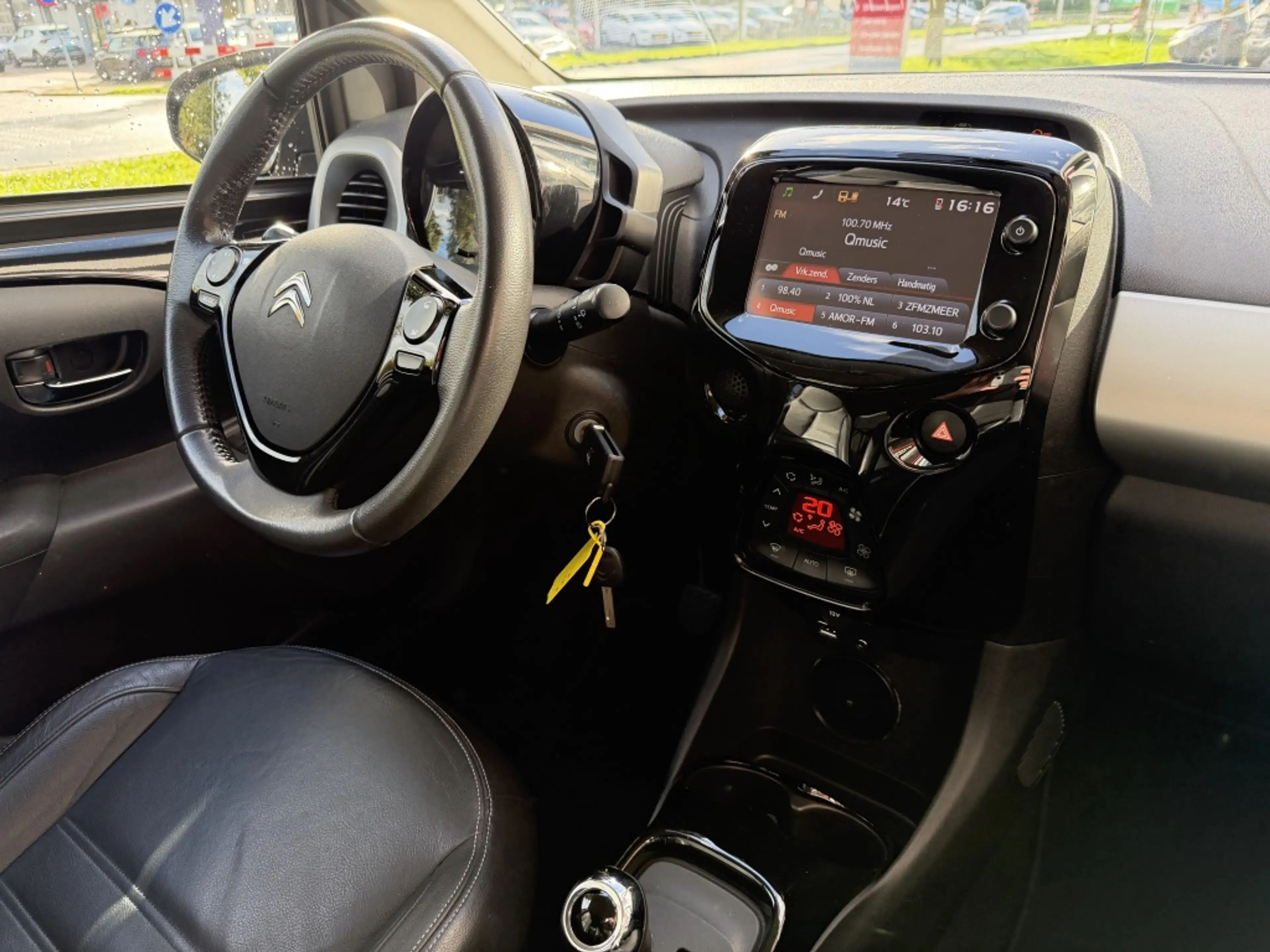 Citroen C1 1.0 VTi Automaat 5D SHINE | Leder | Camera | ECC | — photo 16