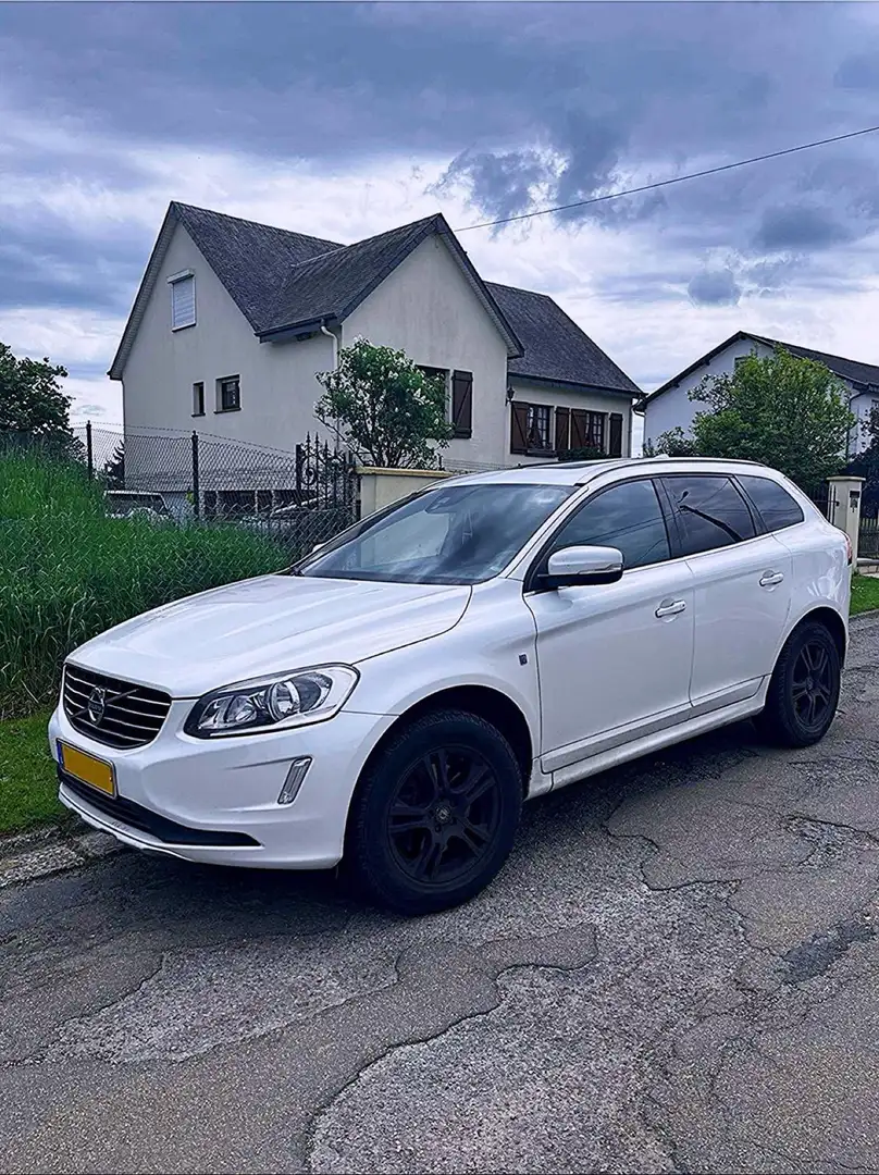 Volvo XC60 D5 AWD Aut. Ocean Race - 1