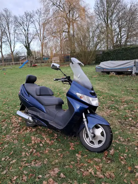 Suzuki BURGMAN 400