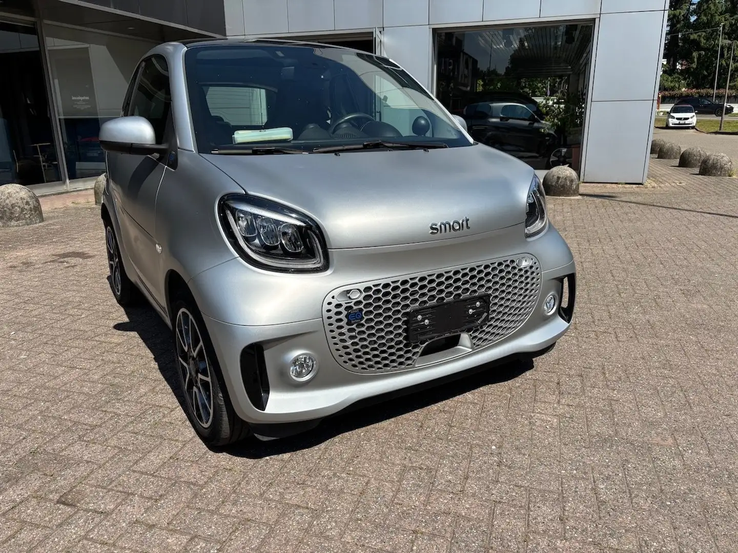 smart forTwo eq mattrunner 22kW Zilver - 2