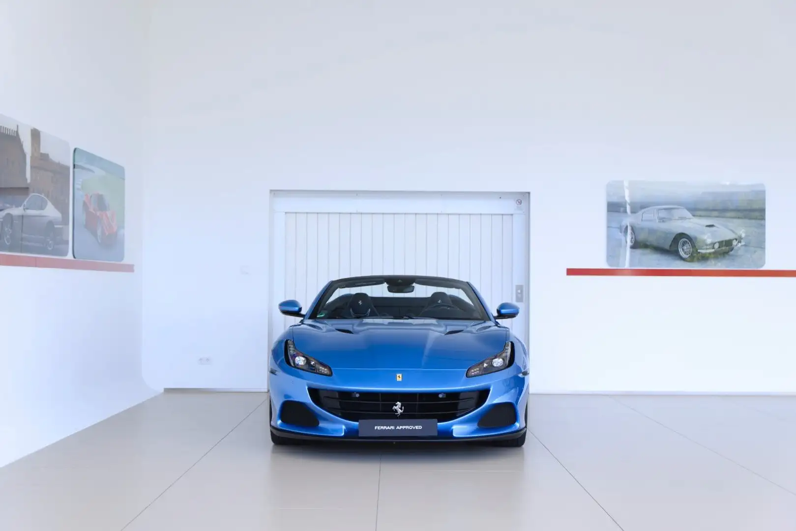 Ferrari Portofino M    ***Ferrari Frankfurt*** Blue - 2