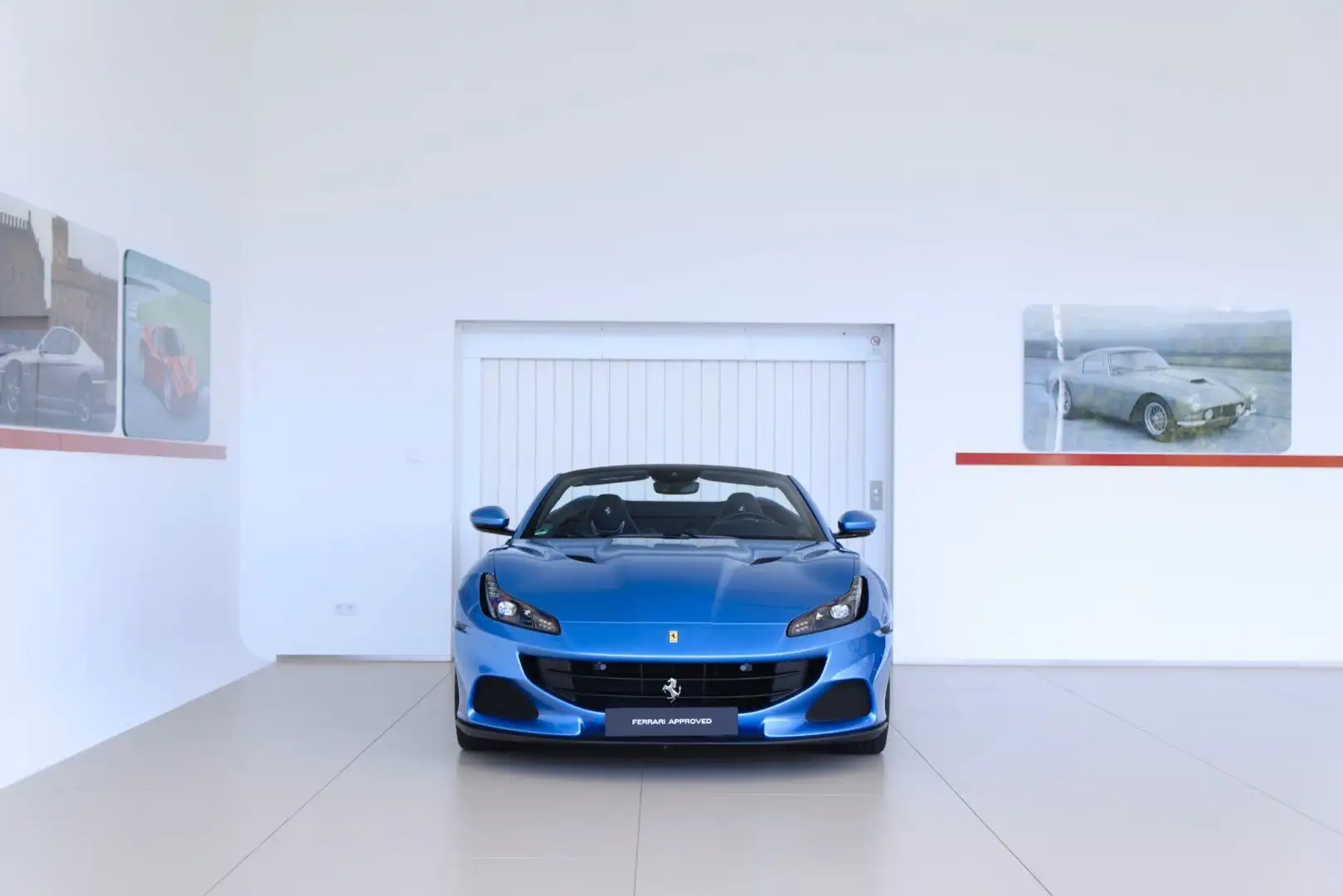 Ferrari Portofino M    ***Ferrari Frankfurt*** Blauw - 2