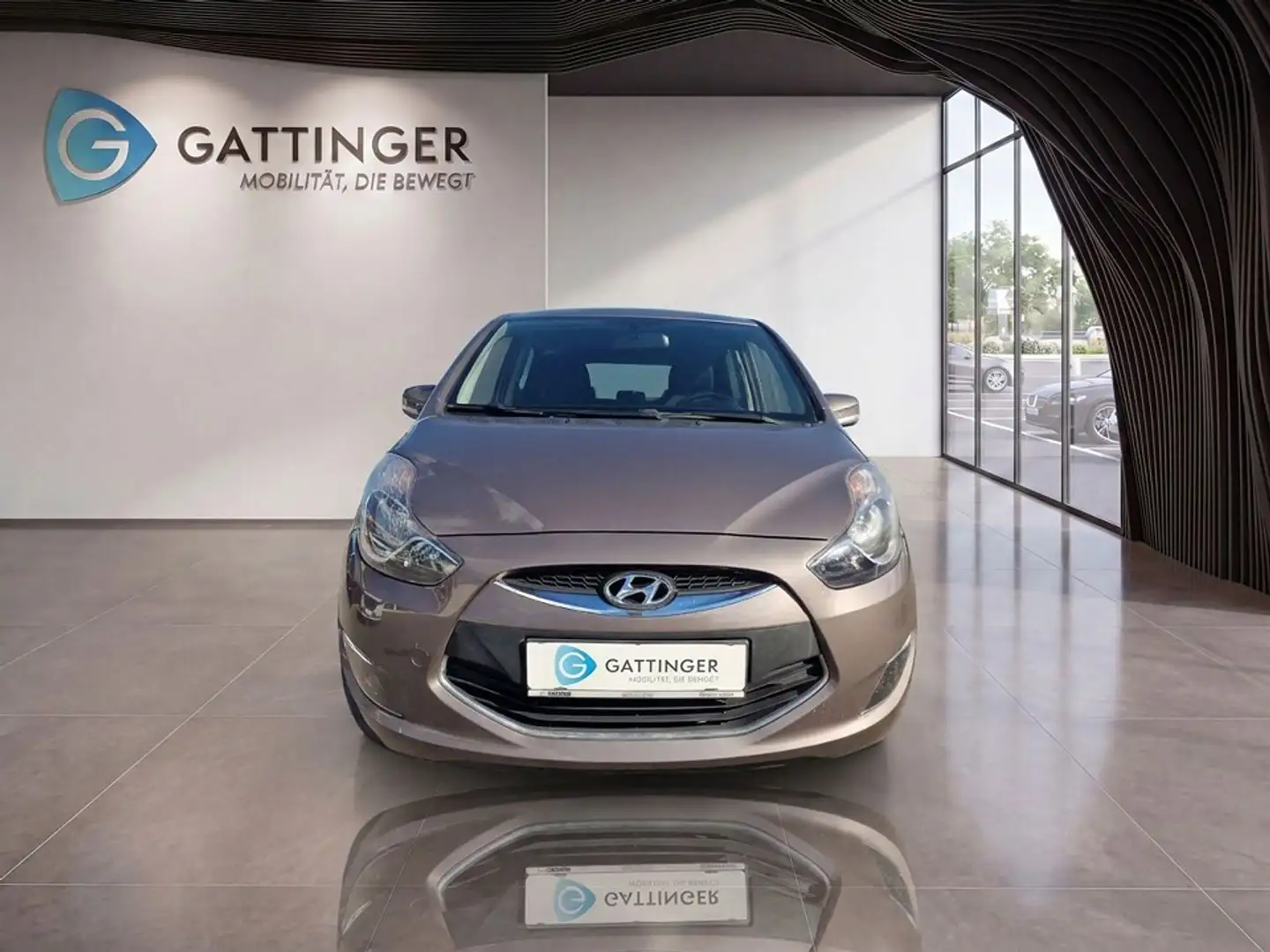 Hyundai iX20 1,6 CVVT Comfort Aut. Braun - 1