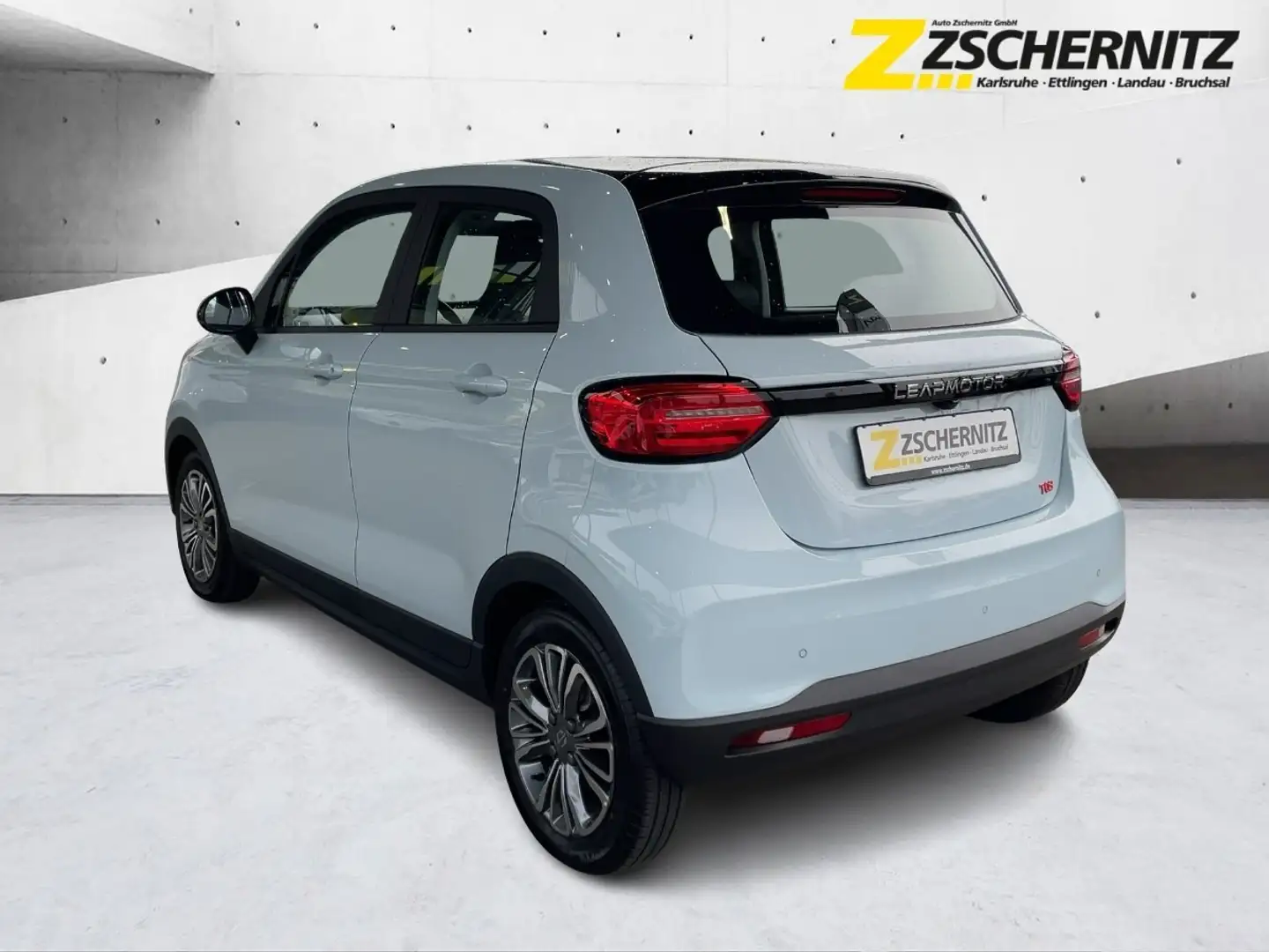 Leapmotor T03 37 70 kW EV Navi Kamera PDC Modrá - 2
