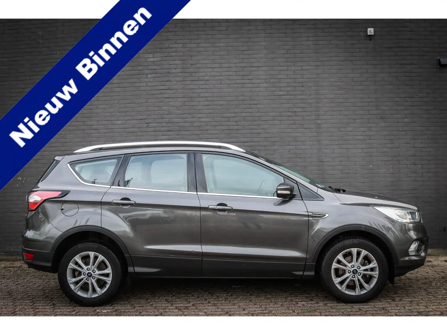 Ford Kuga 1.5 EcoBoost Titanium Net binnen - Nu al te bezich Grijs - 1