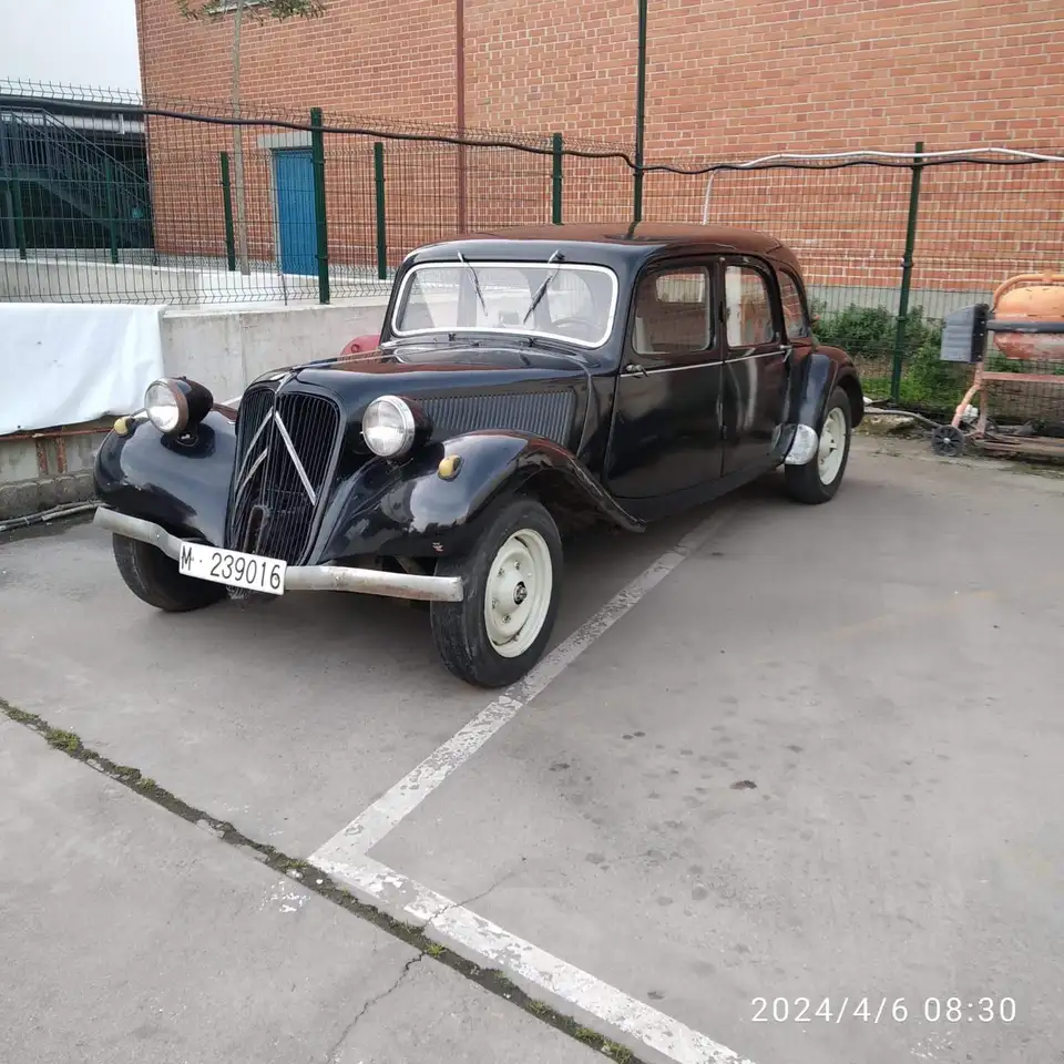 Citroen Traction Avant Familiali Original 6v, Historic Papers, foto 2