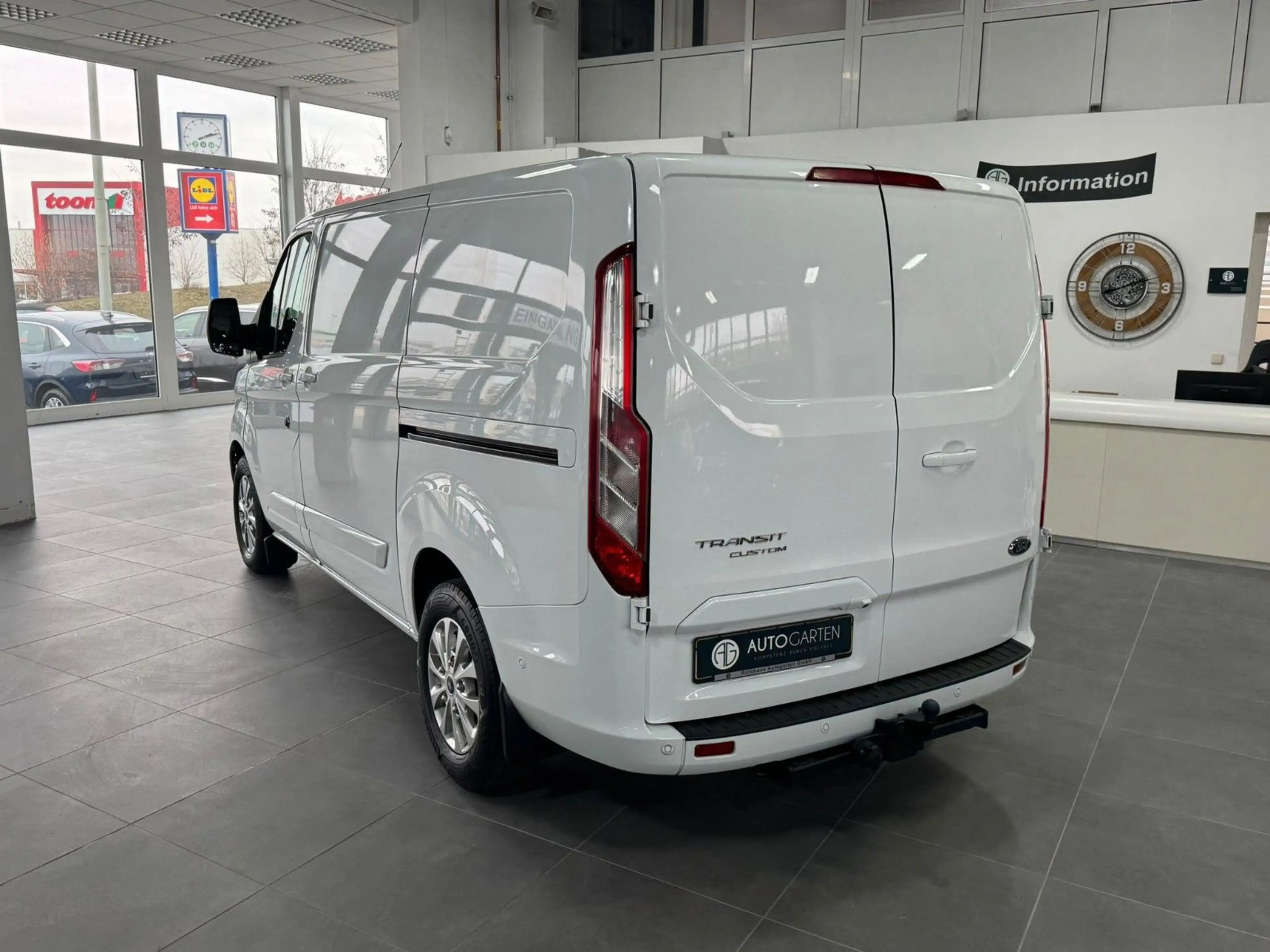 Ford Transit Custom Kasten 300 L1 Trend*Automatik*AHK — photo 4