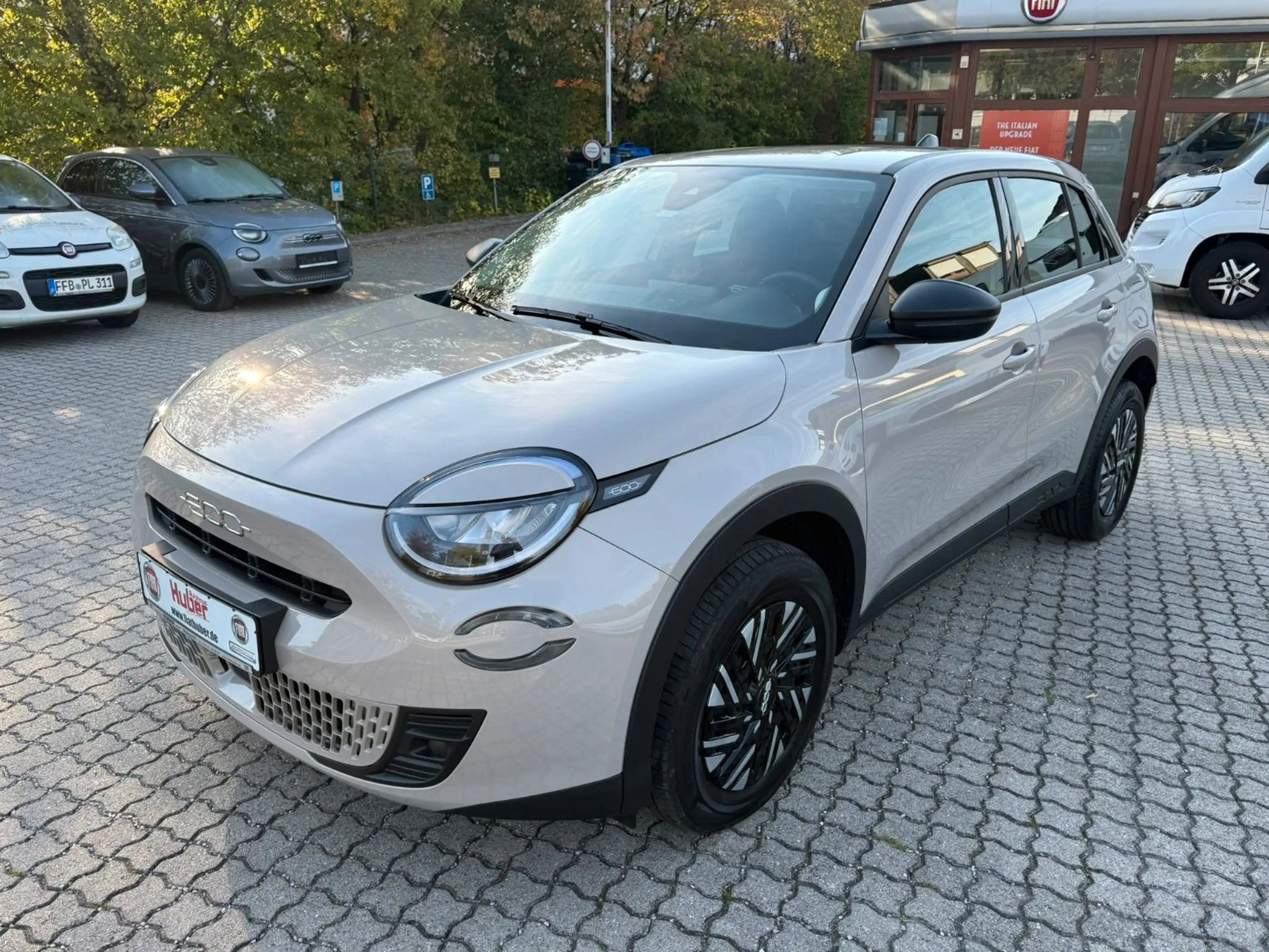 Fiat 600 Hybrid 125-Jahre-Edition — photo 3