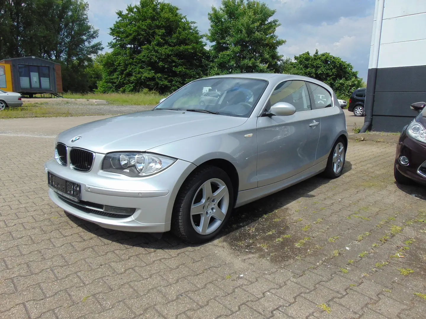 BMW 118 118i Gris - 1