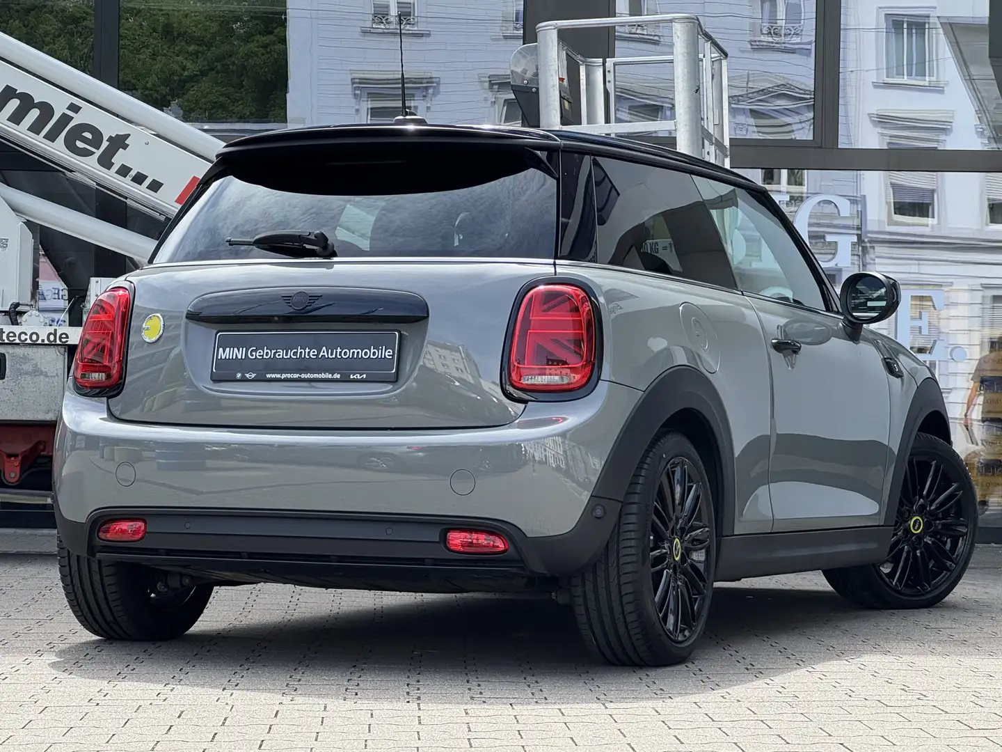 MINI Cooper SE AdapLED Navi Pano RFK DA PA ACC HuD HK Grau - 2