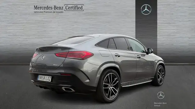 Mercedes-Benz GLE view 2