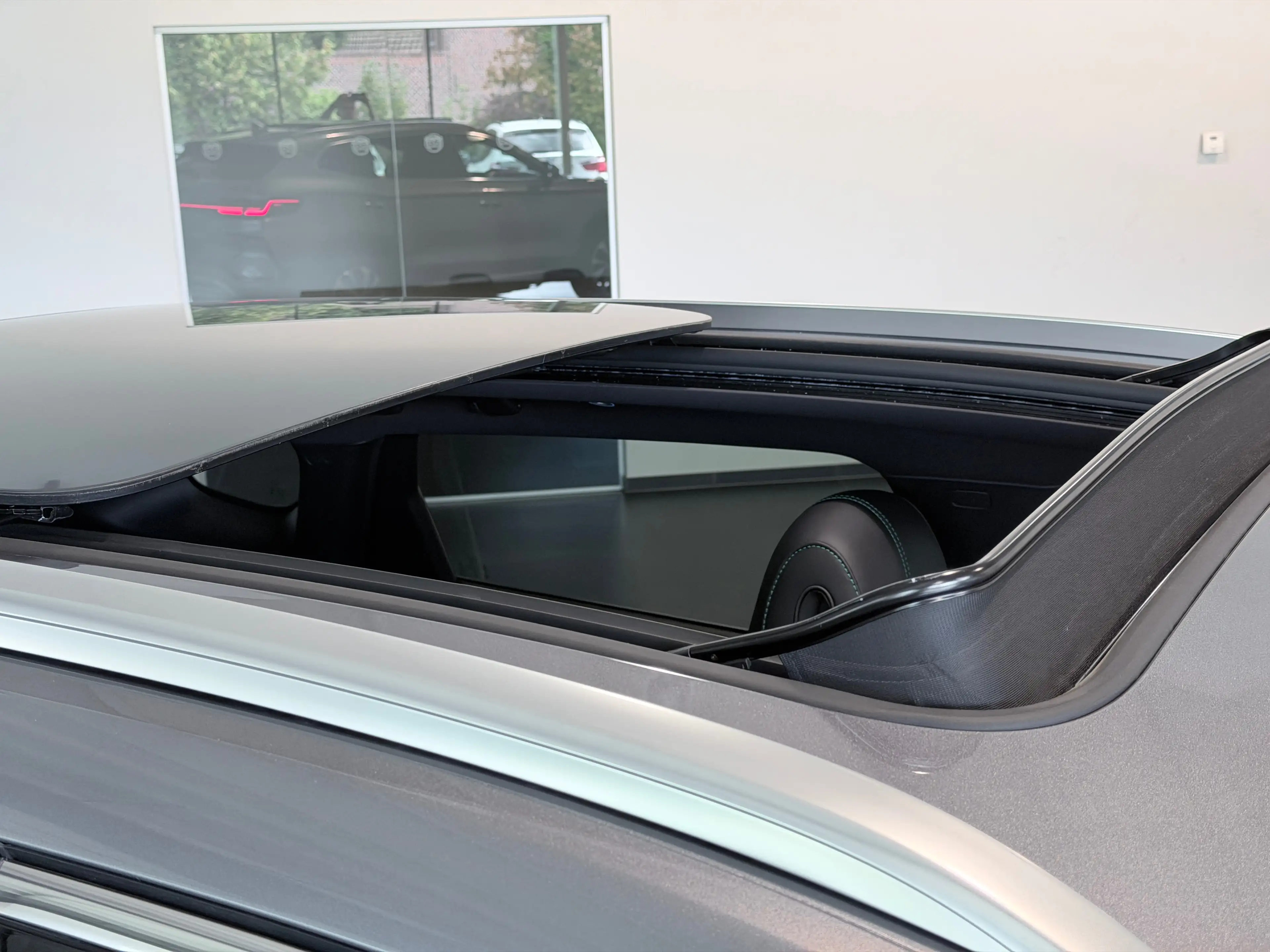 BYD Seal U DM-i Comfort Long Range 125km EV,MODEL 2027, Panorama, Head-Up Display, 360 Camera, Infinity Sound, FULL !! — photo 35