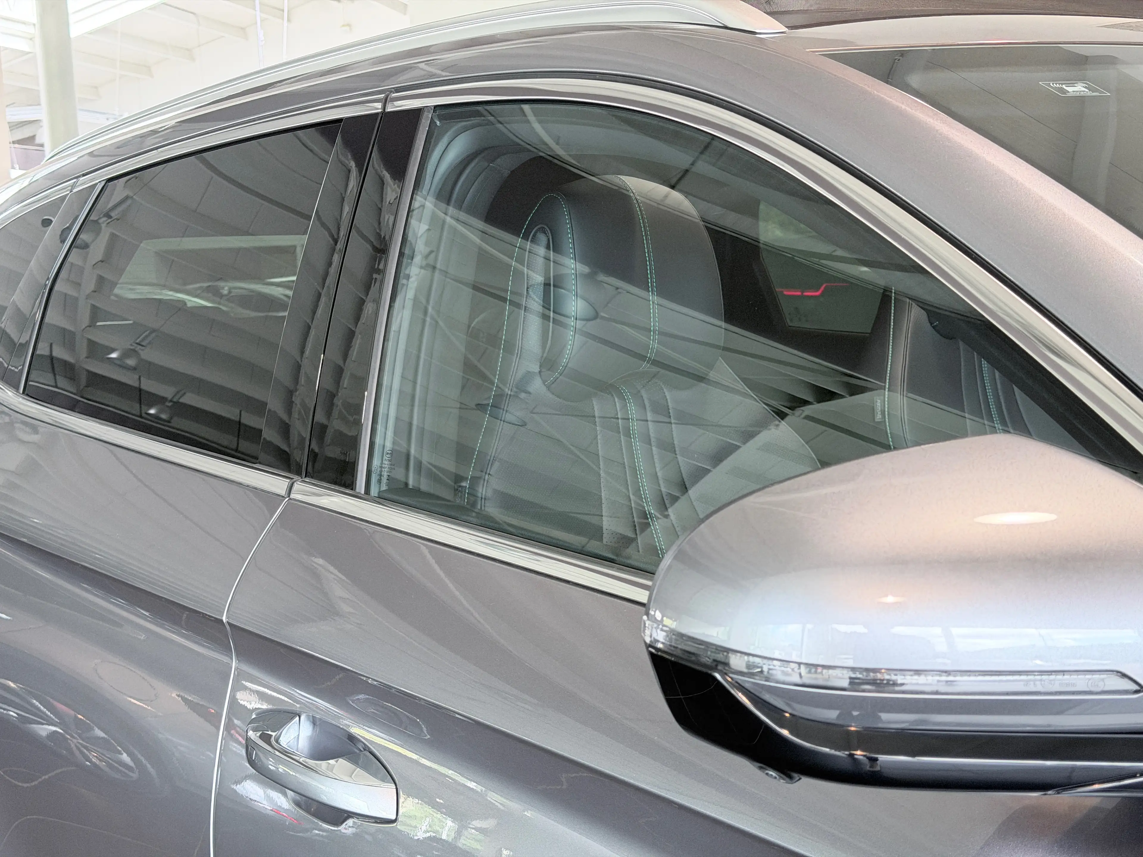 BYD Seal U DM-i Comfort Long Range 125km EV,MODEL 2027, Panorama, Head-Up Display, 360 Camera, Infinity Sound, FULL !! — photo 34