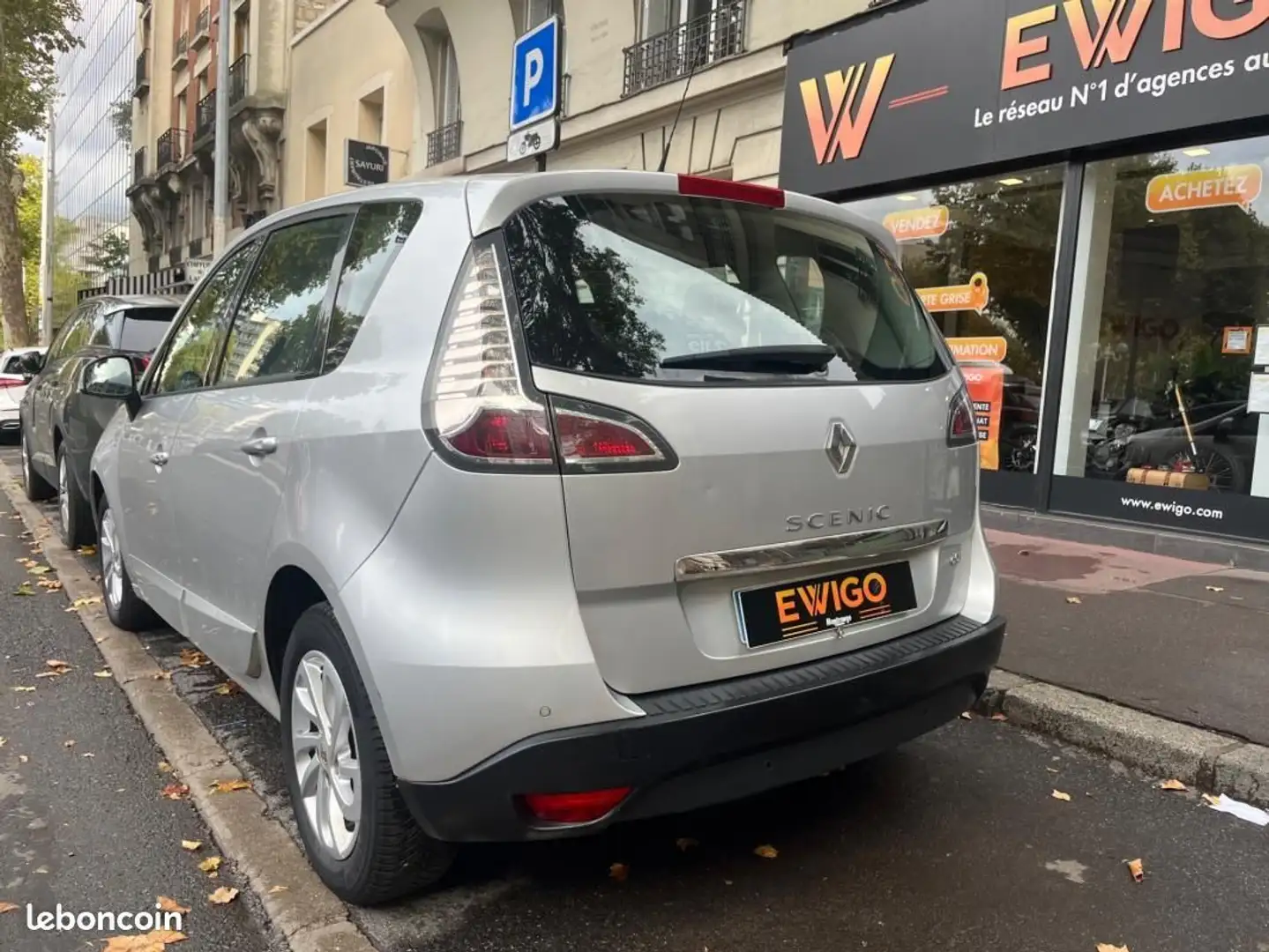 Renault Scenic Scénic 1.5 DCI 110 DYNAMIQUE EDC BVA Grijs - 2
