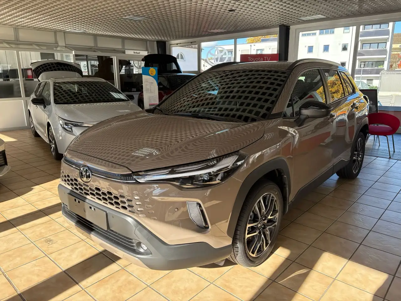 Toyota Corolla Cross Hybrid FWD Team Deutschland 3