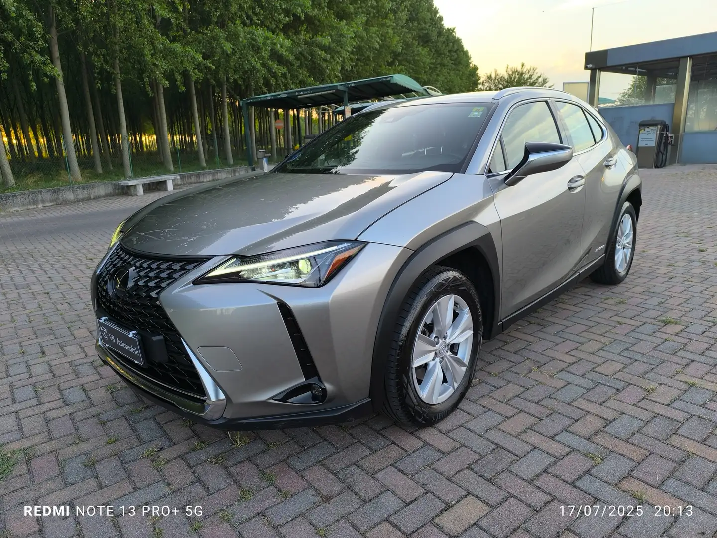 Lexus UX 250h UX 2021 250h 2.0 Business 2wd cvt my20 Argento - 1