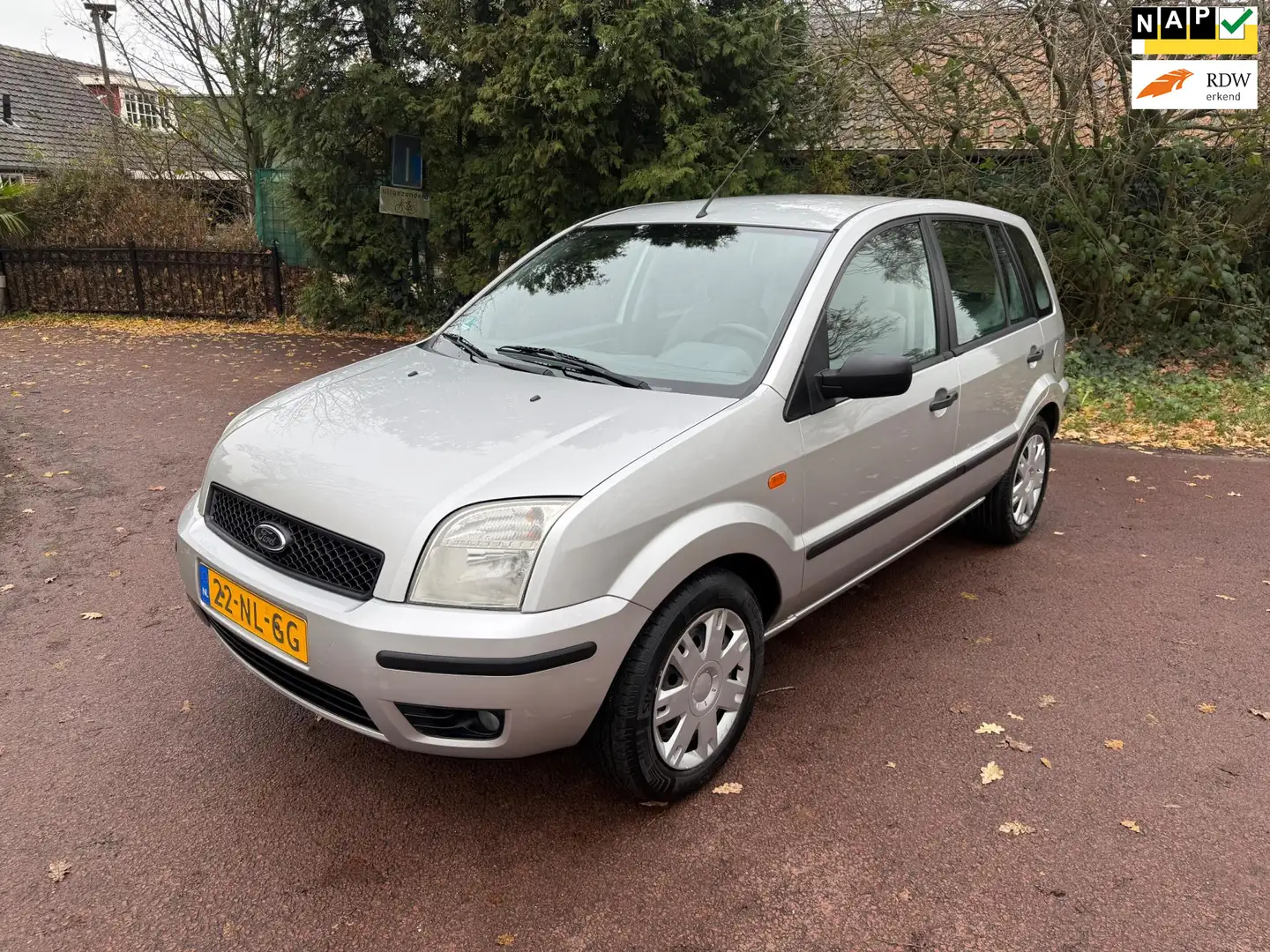 Ford Fusion 1.4-16V Trend / Airco / Apk / Nap / Lm / CV Grijs - 1