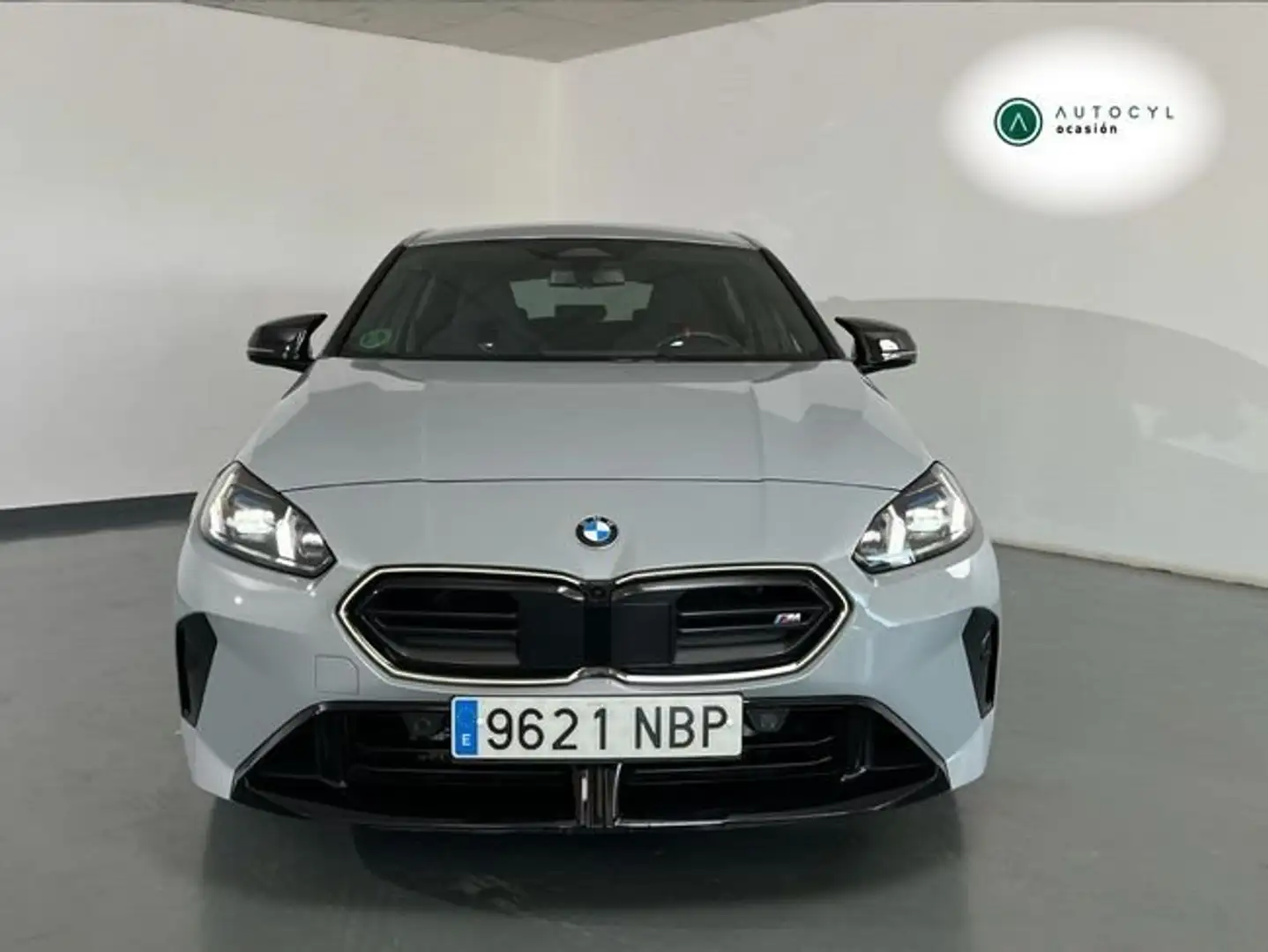 BMW 116 M135 xDrive Gris - 2