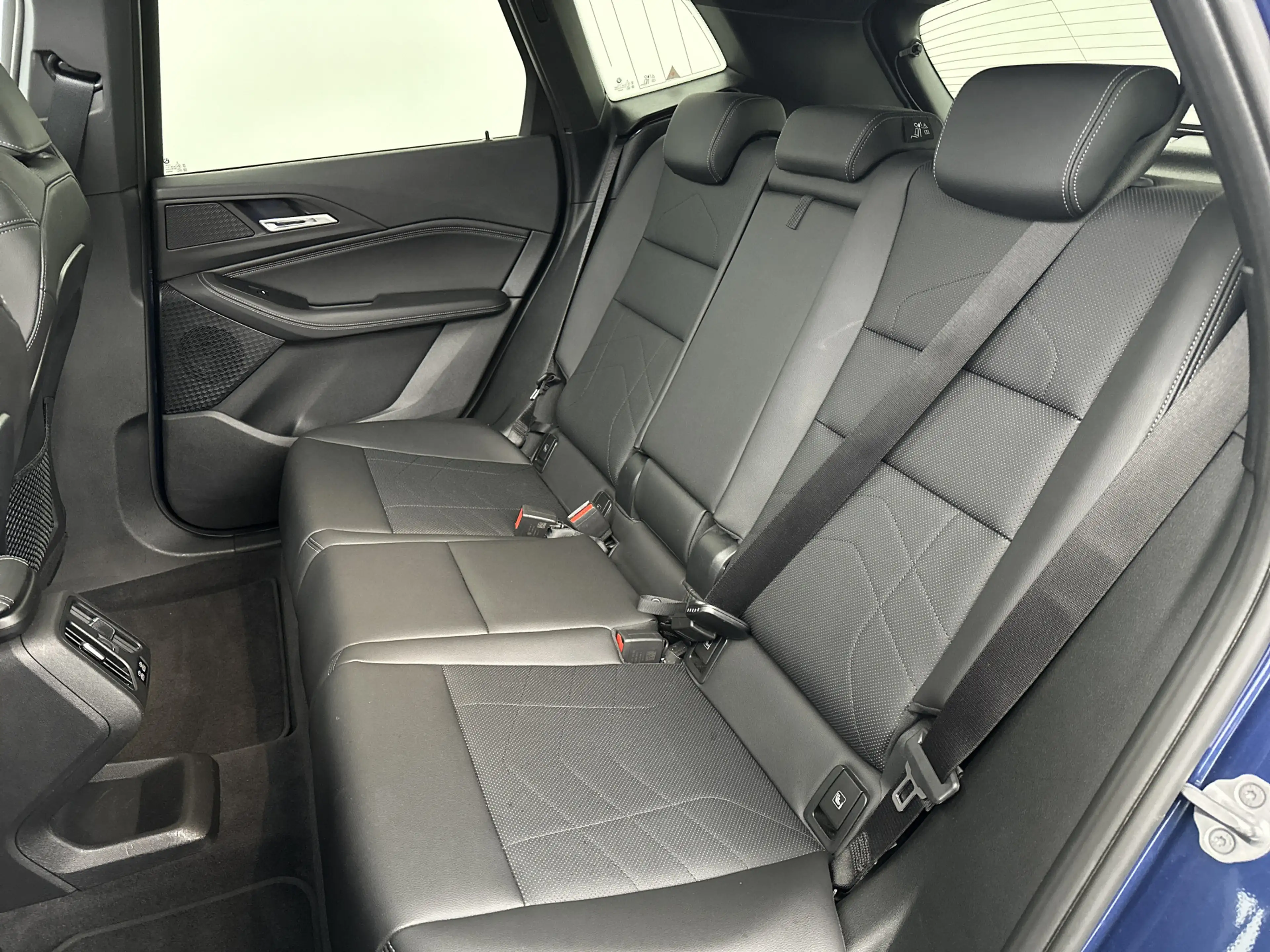 BMW 225 2-serie Active Tourer 225e xDrive | Stuurwielrand — photo 15