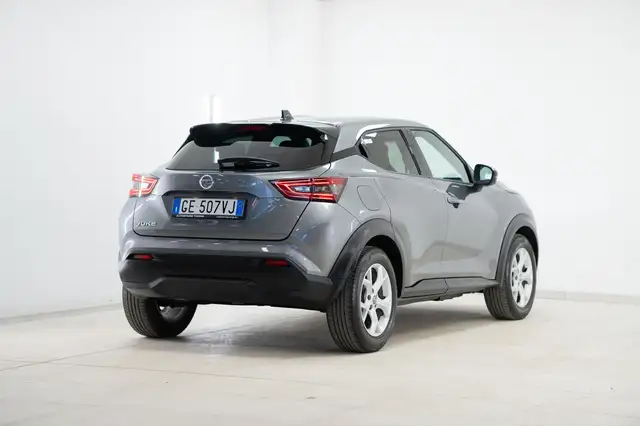 Nissan Juke view 3